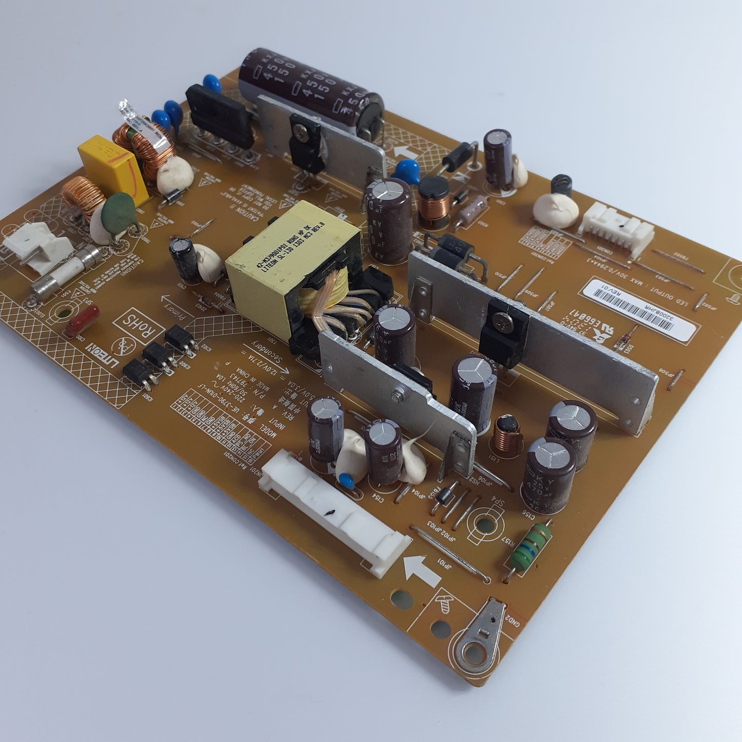 CARTE D'ALIMENTATION 3200BJHR REV:01UE-3790-01UN-LF pour Télé TOSHIBA