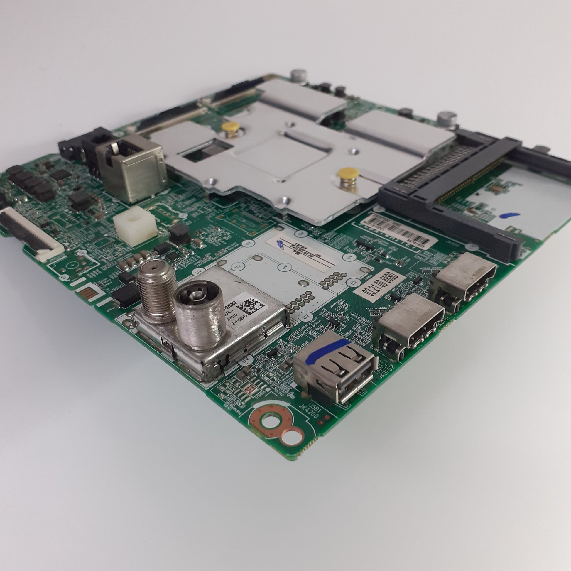 CARTE PRINCIPALE EBL61920303 pour Télé LG 43UP751COZF