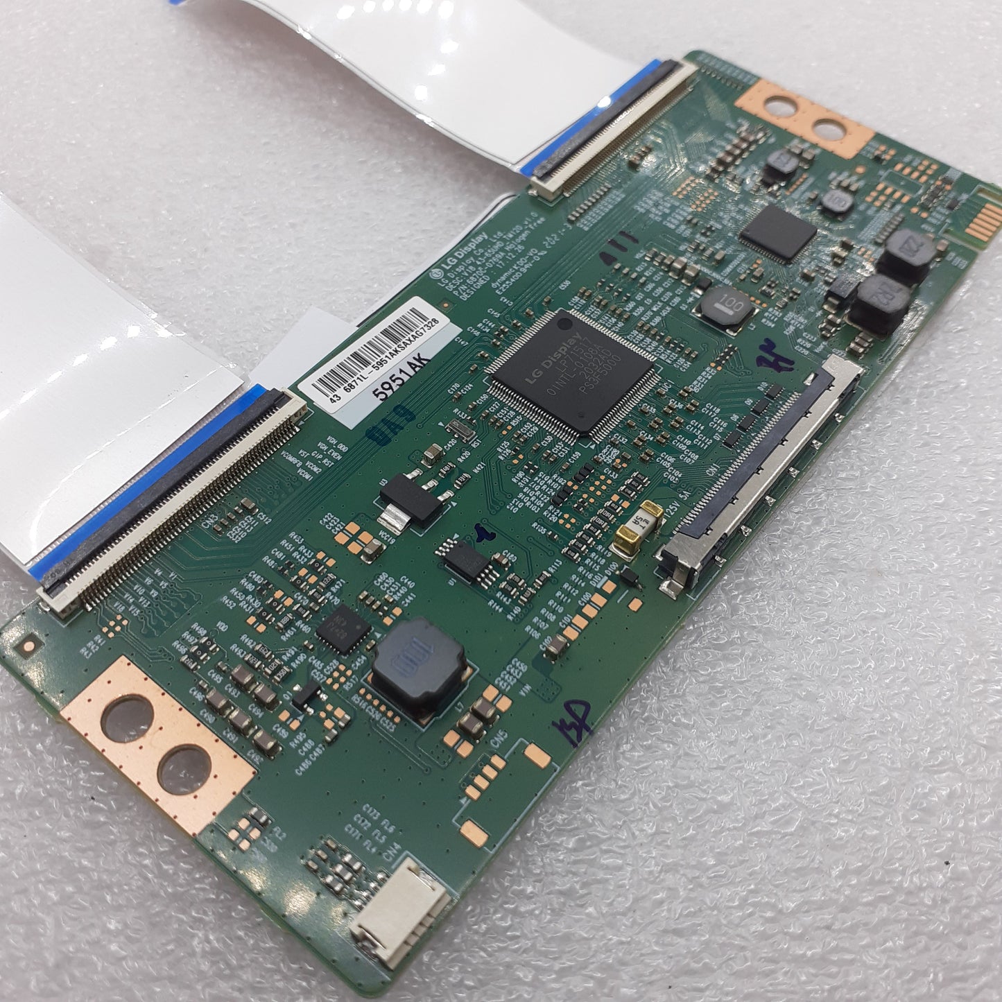 CARTE T-CON LG 6870C-0769A pour télé PHILIPS 43PUS8505/12