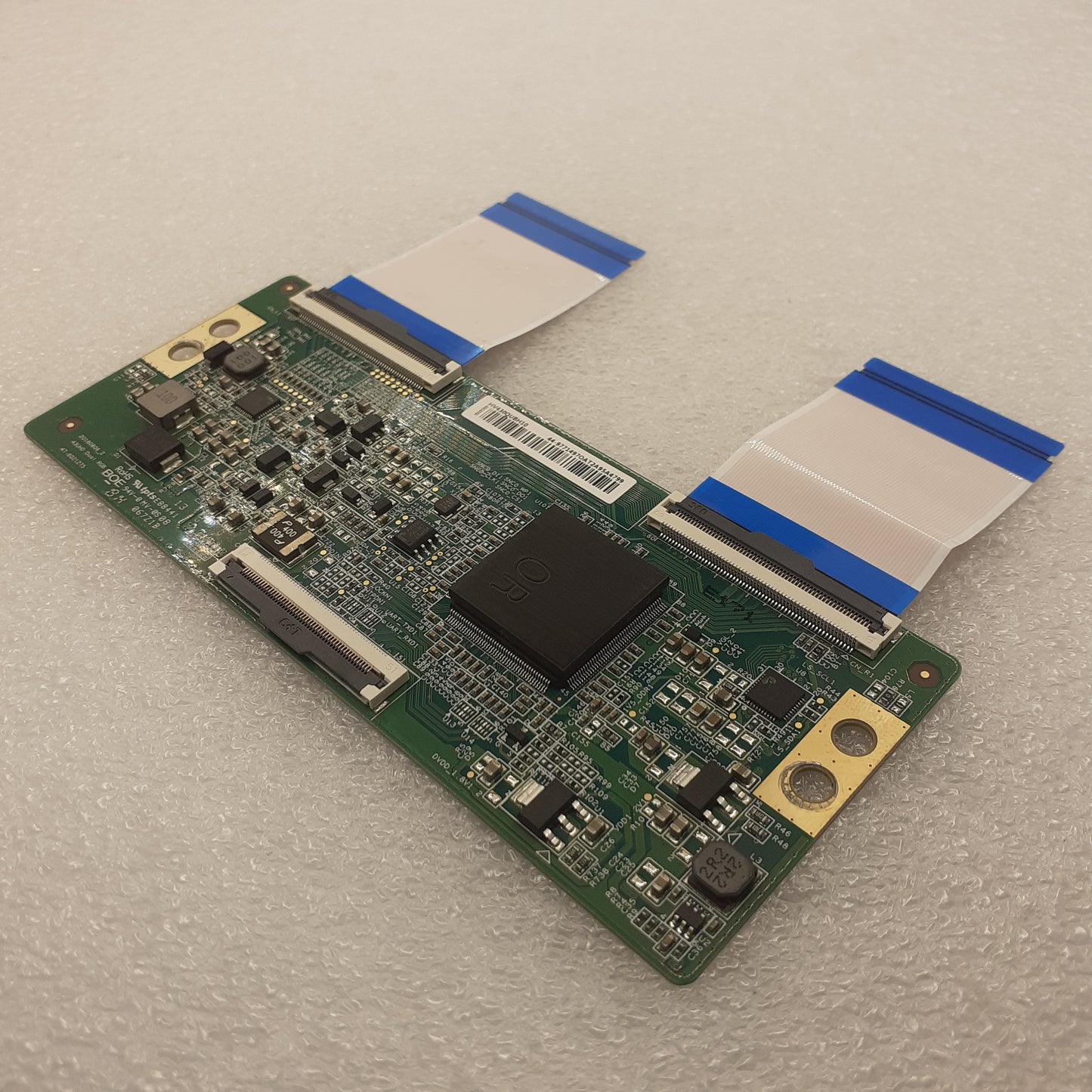 CARTE T-CON HV430QUBH10 pour Télé TECHWOOD TK43UHD03