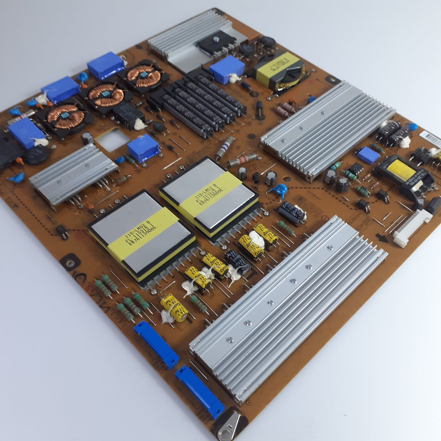 CARTE D'ALIMENTATION EAY62169602 pour Télé LG 47WS50BS