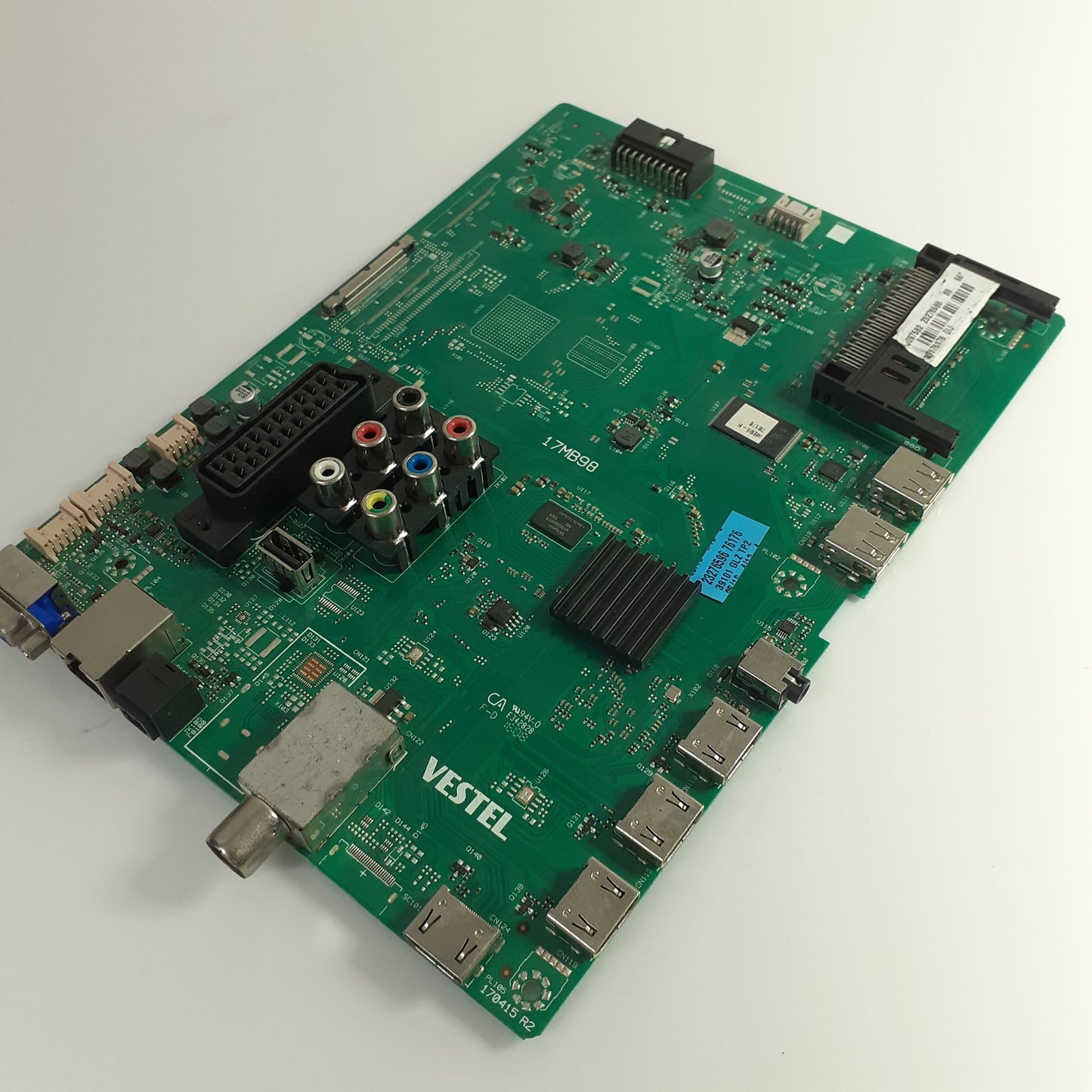 CARTE PRINCIPALE VESTEL 23276588 23276596 pour télé VESTEL PANASONIC