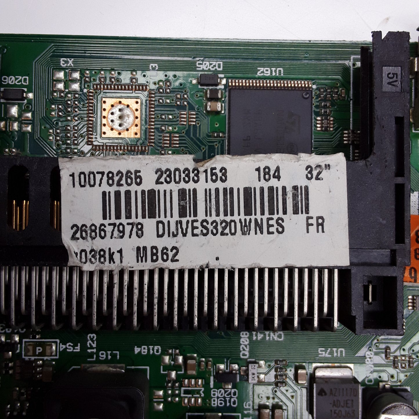 CARTE PRINCIPALE VESTEL 23033153 pour télé TOSHIBA