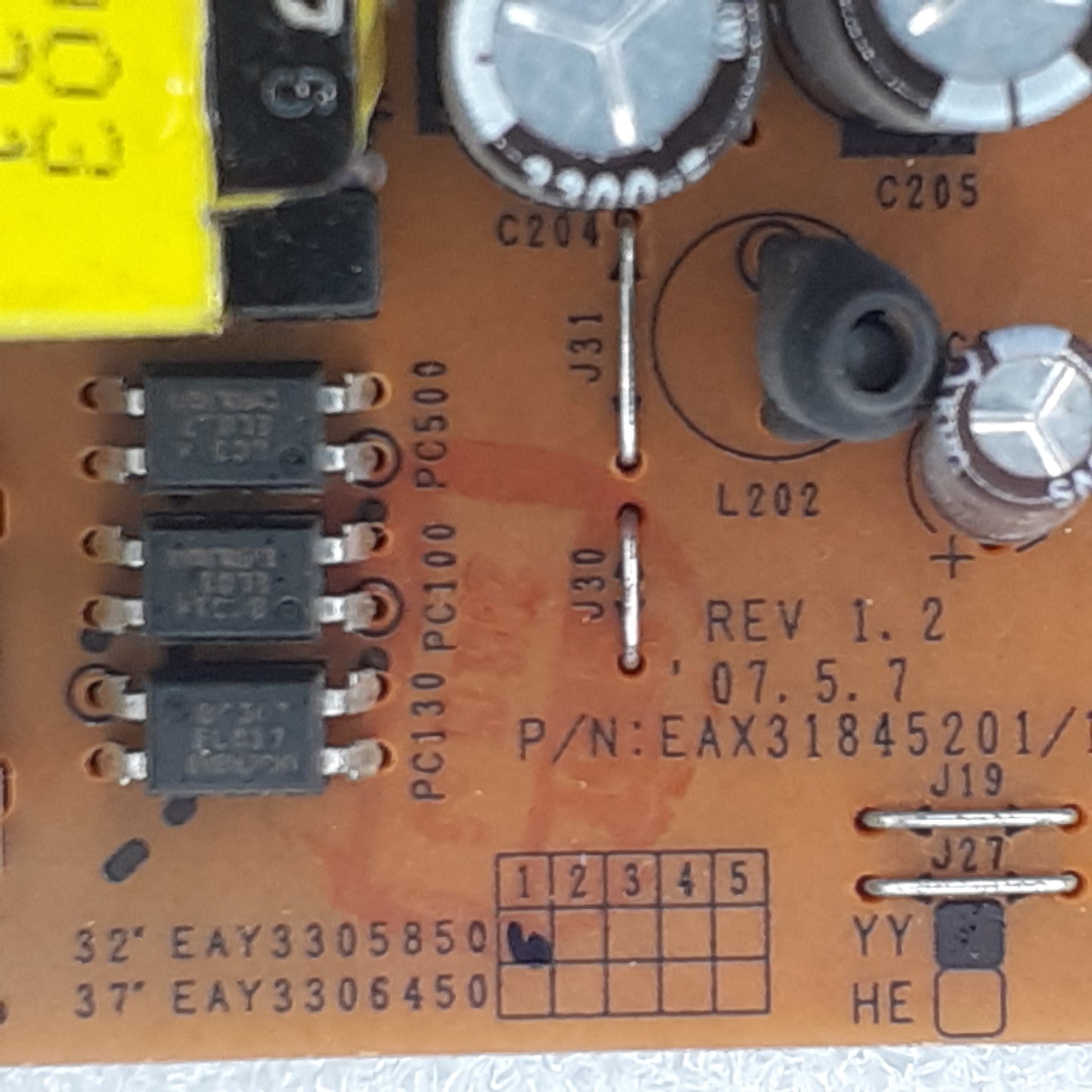 CARTE D'ALIMENTATION EAY3305850 pour Télé LG 32LC56
