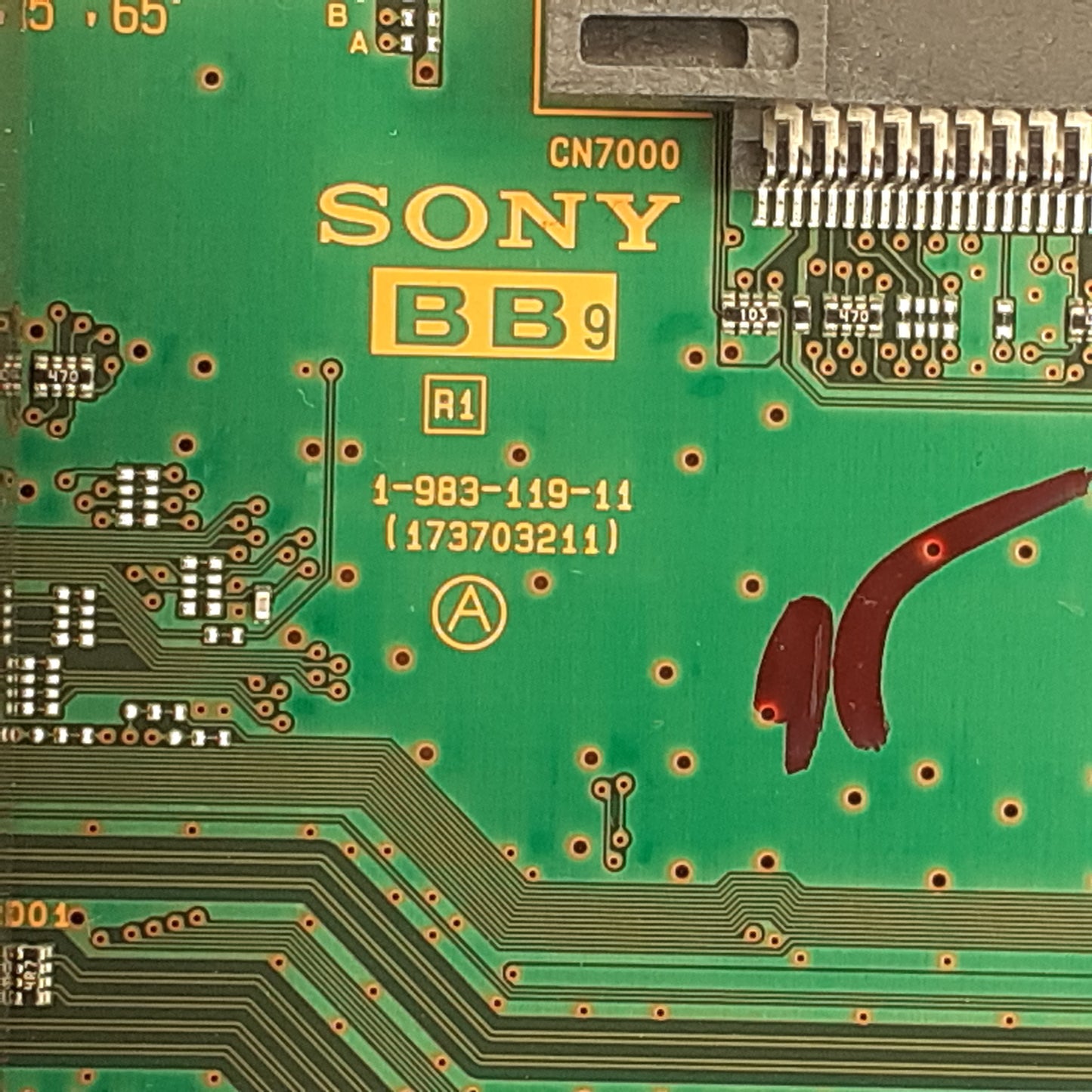 CARTE PRINCIPALE 1-983-119-11 pour télé SONY 65XF7096