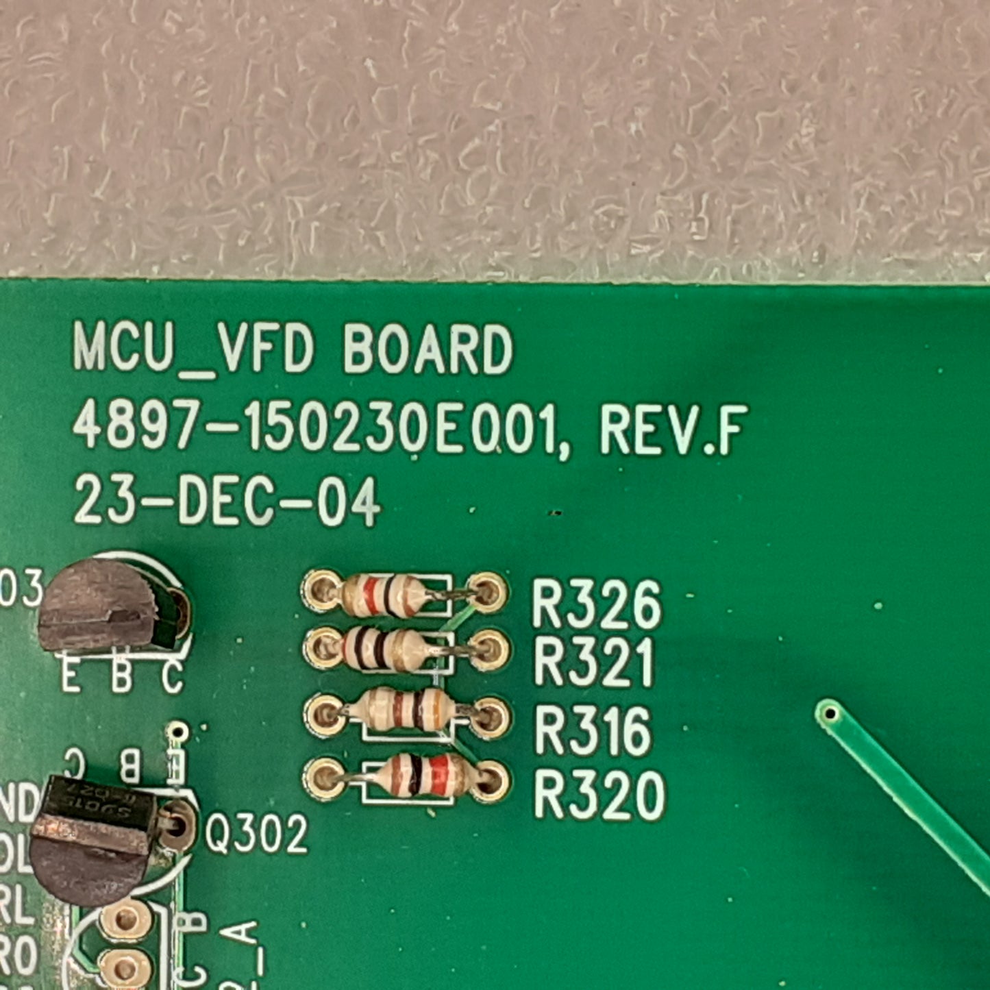 CARTE DE COMMANDE MCU_VFD / 4897-150230E001 REV.F pour ampli HARMAN KARDON HK 970
