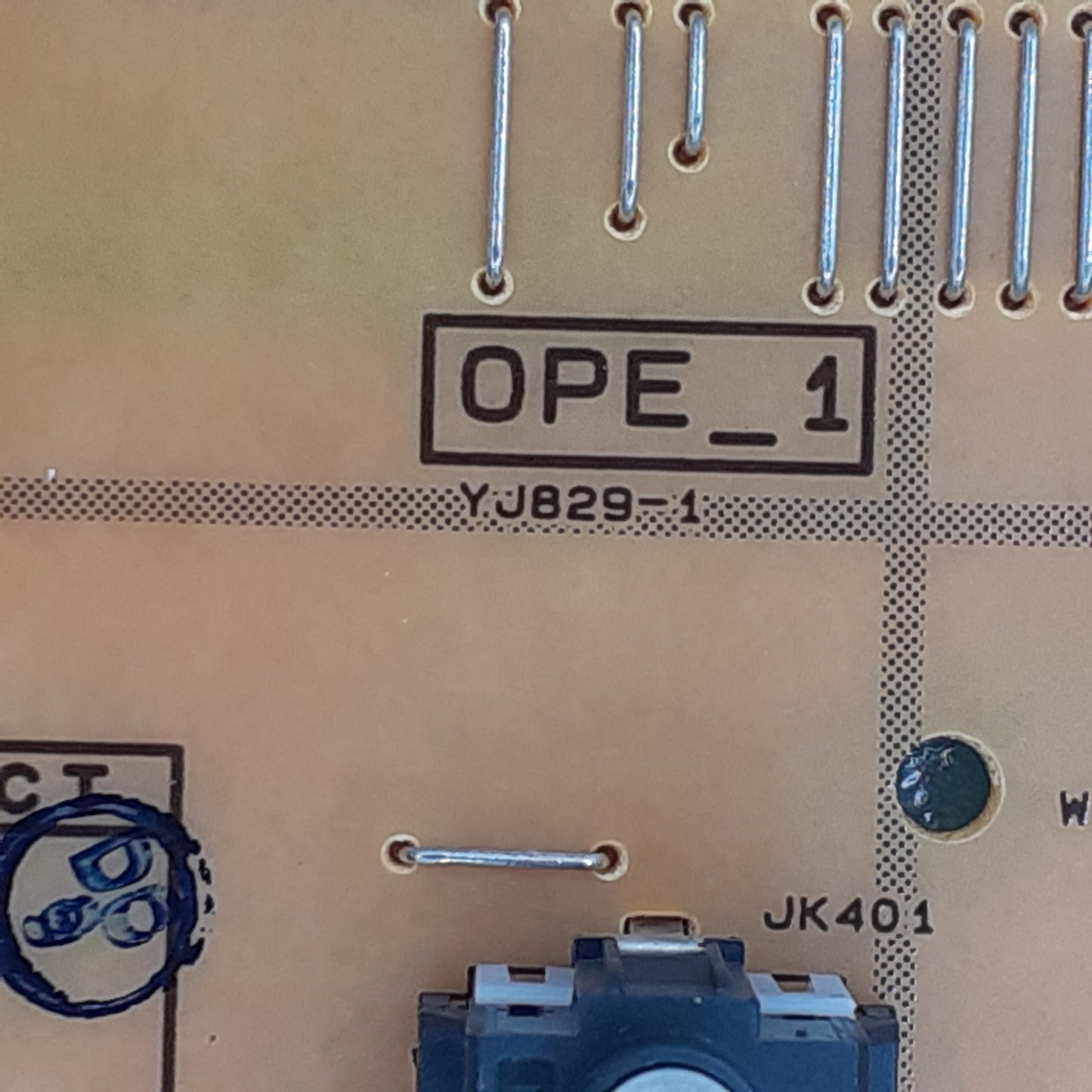 CARTE DE COMMANDE avec écran afficheur OPE_1 YJ829-1 pour ampli YAMAHA RX-V485