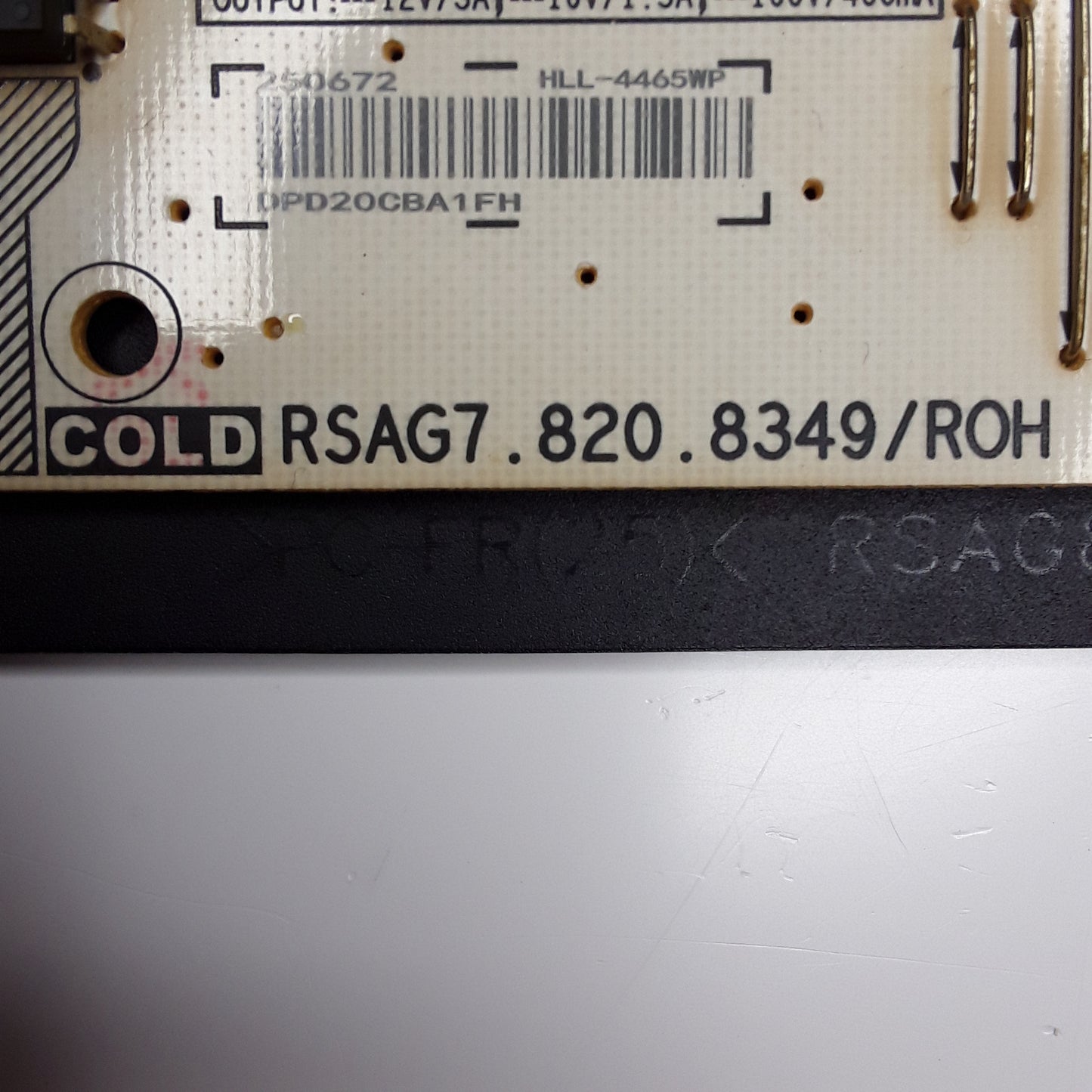 CARTE D'ALIMENTATION RSAG7.820.8349/ROH pour télé HISENSE 43A7500F