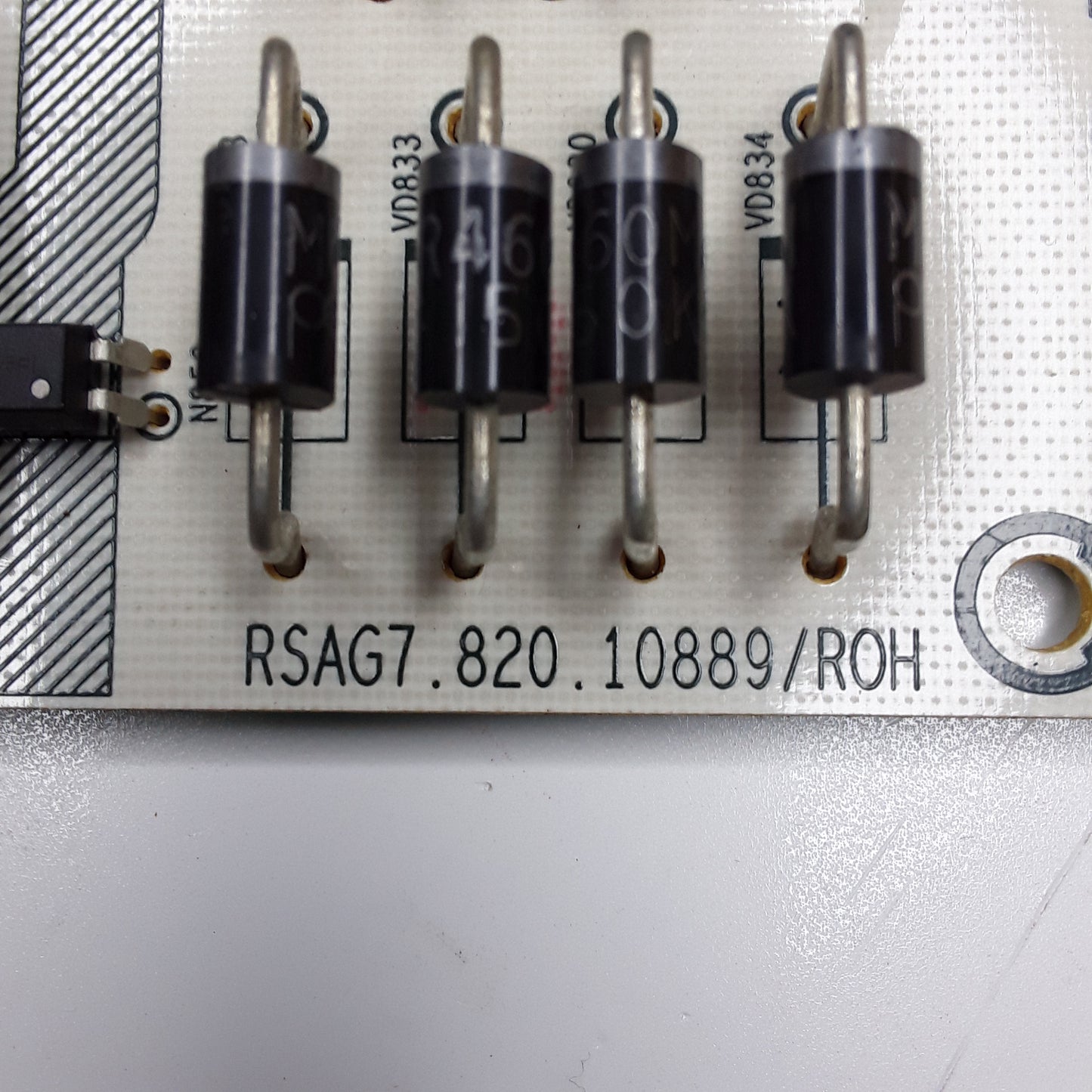 CARTE D'ALIMENTATION RSAG7.820.10889/ROH pour télé HISENSE 58A7GQ