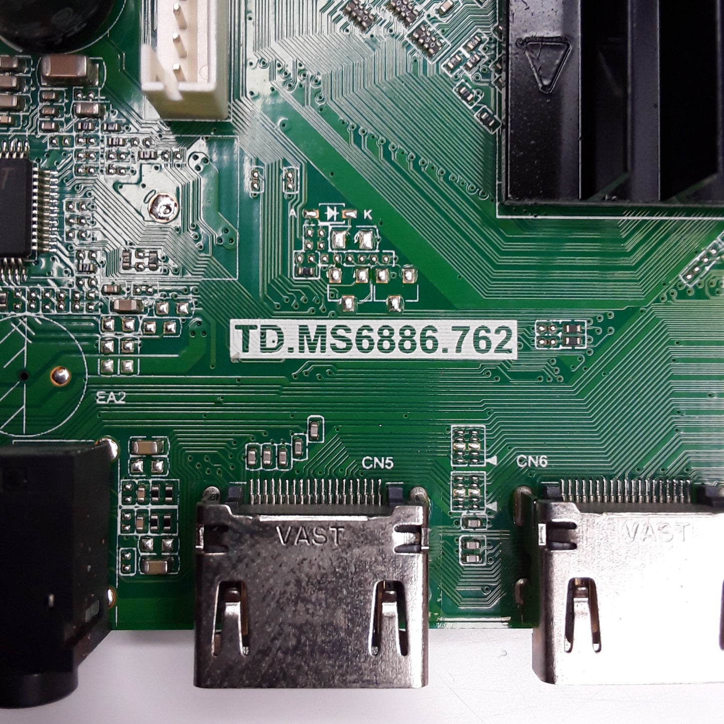 CARTE PRINCIPALE 21601886762H8001 (programmée pour TCON T650QVN08.4) pour télé SMART-TECH SMT65E1MUC2