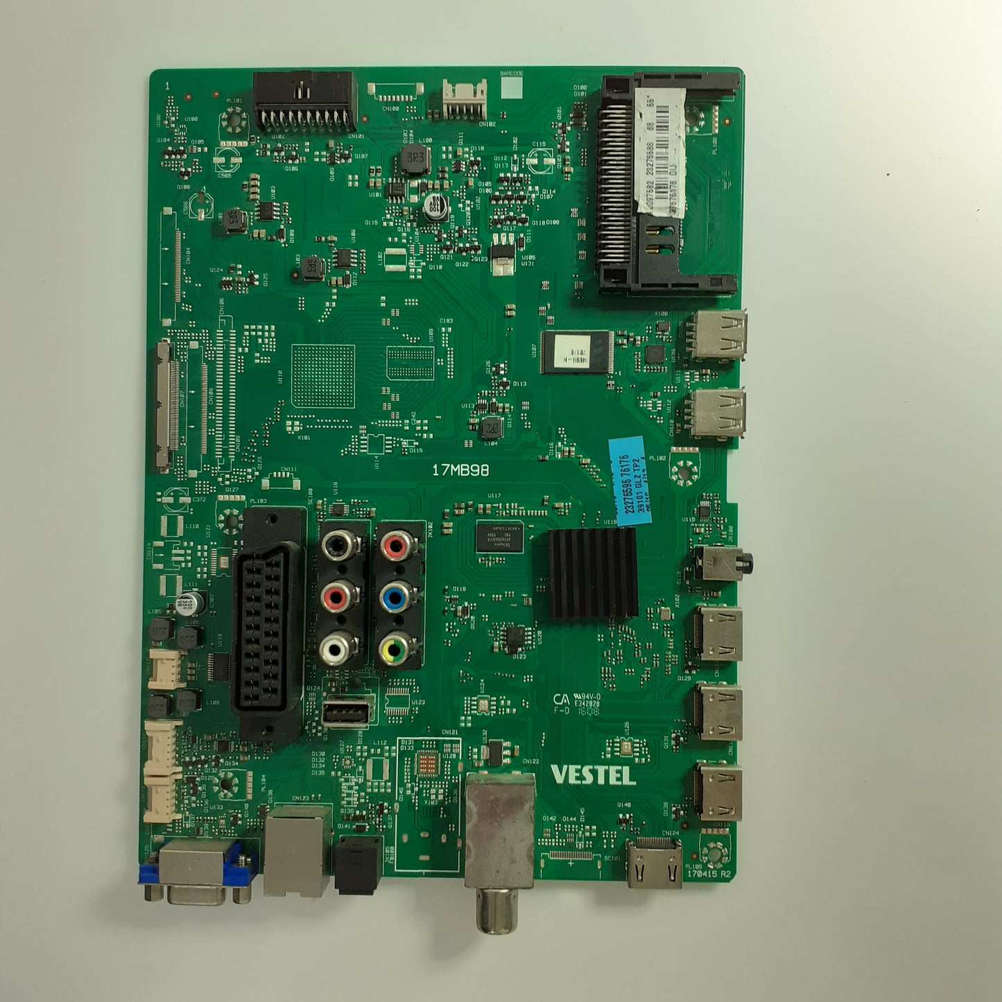 CARTE PRINCIPALE VESTEL 23276588 23276596 pour télé VESTEL PANASONIC