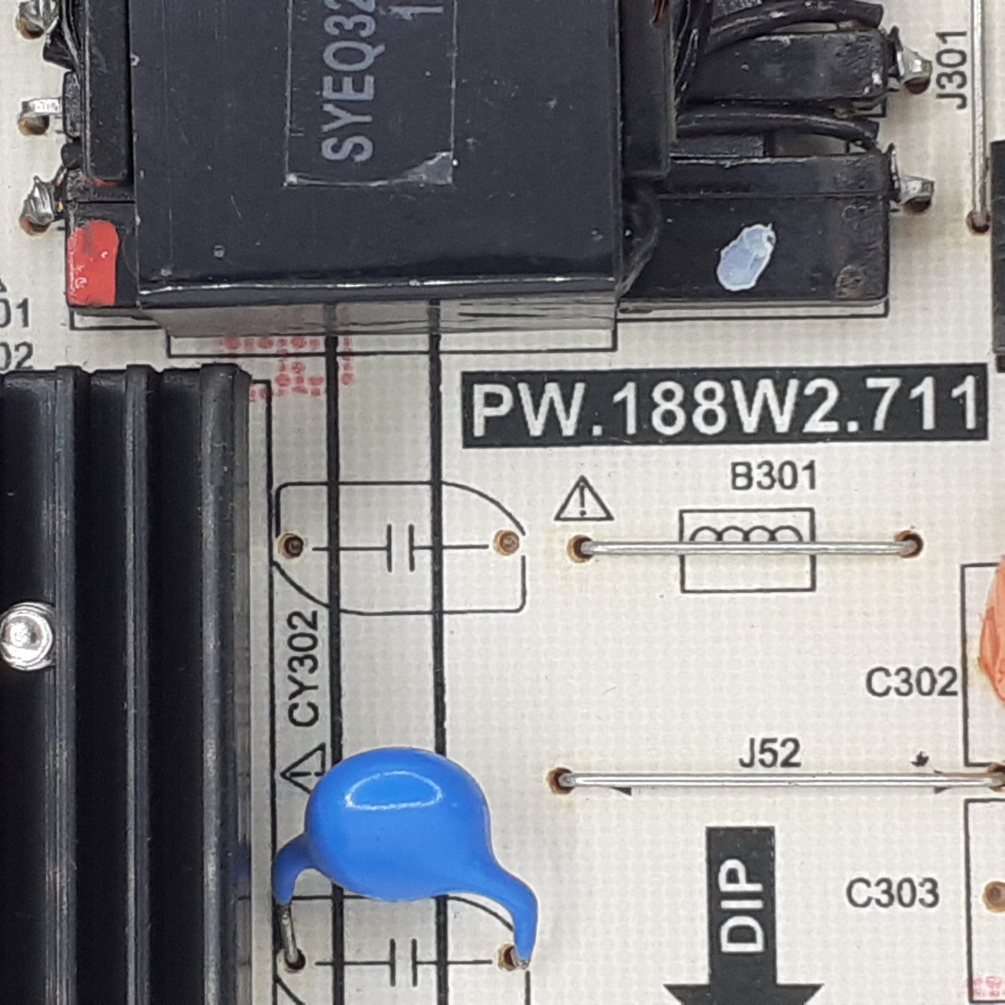 CARTE D'ALIMENTATION LC-49UI7352E pour télé SHARP LC-49UI7352E