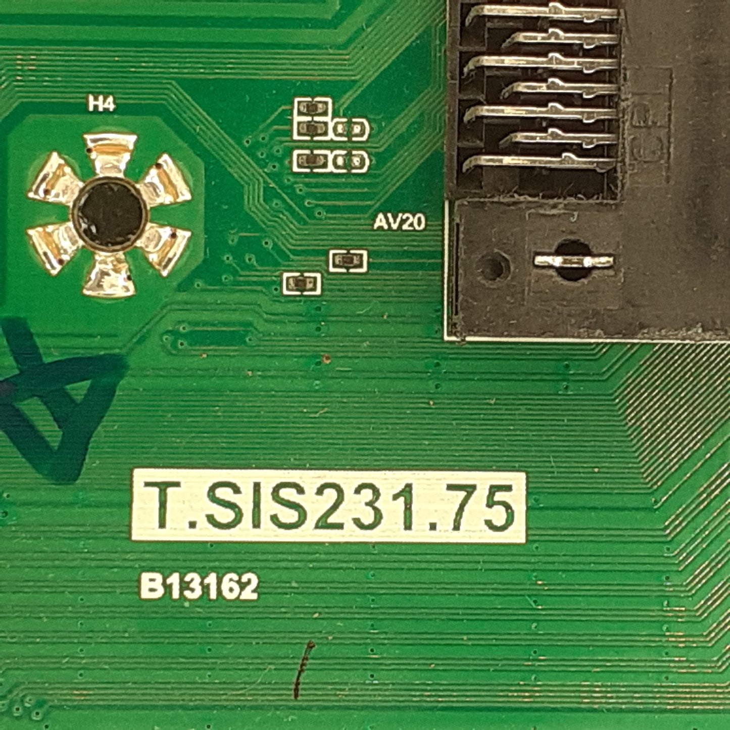 Carte principale T.SIS231.75 pour Télé HAIER
