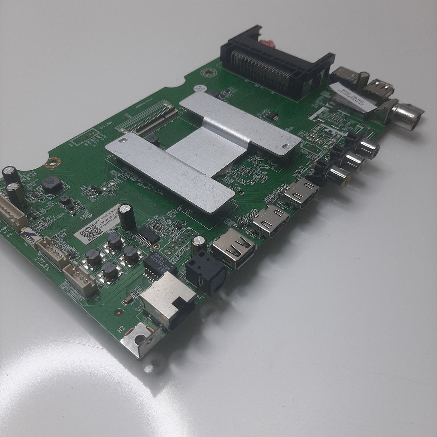 CARTE PRINCIPALE HUYNDAI HY-TVS42FHD-001 pour Télé  HYUNDAI HY-TVS42FHD-001