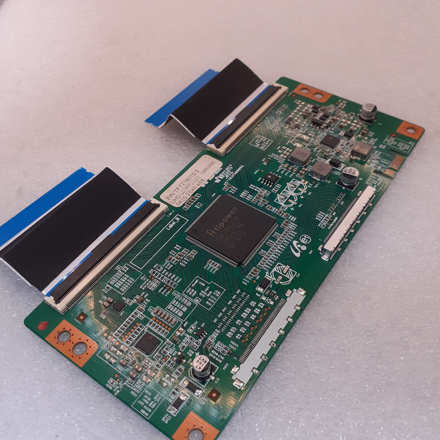 CARTE T-CON TFT219010-2 pour Télé BRANDT  B5506UHD LED
