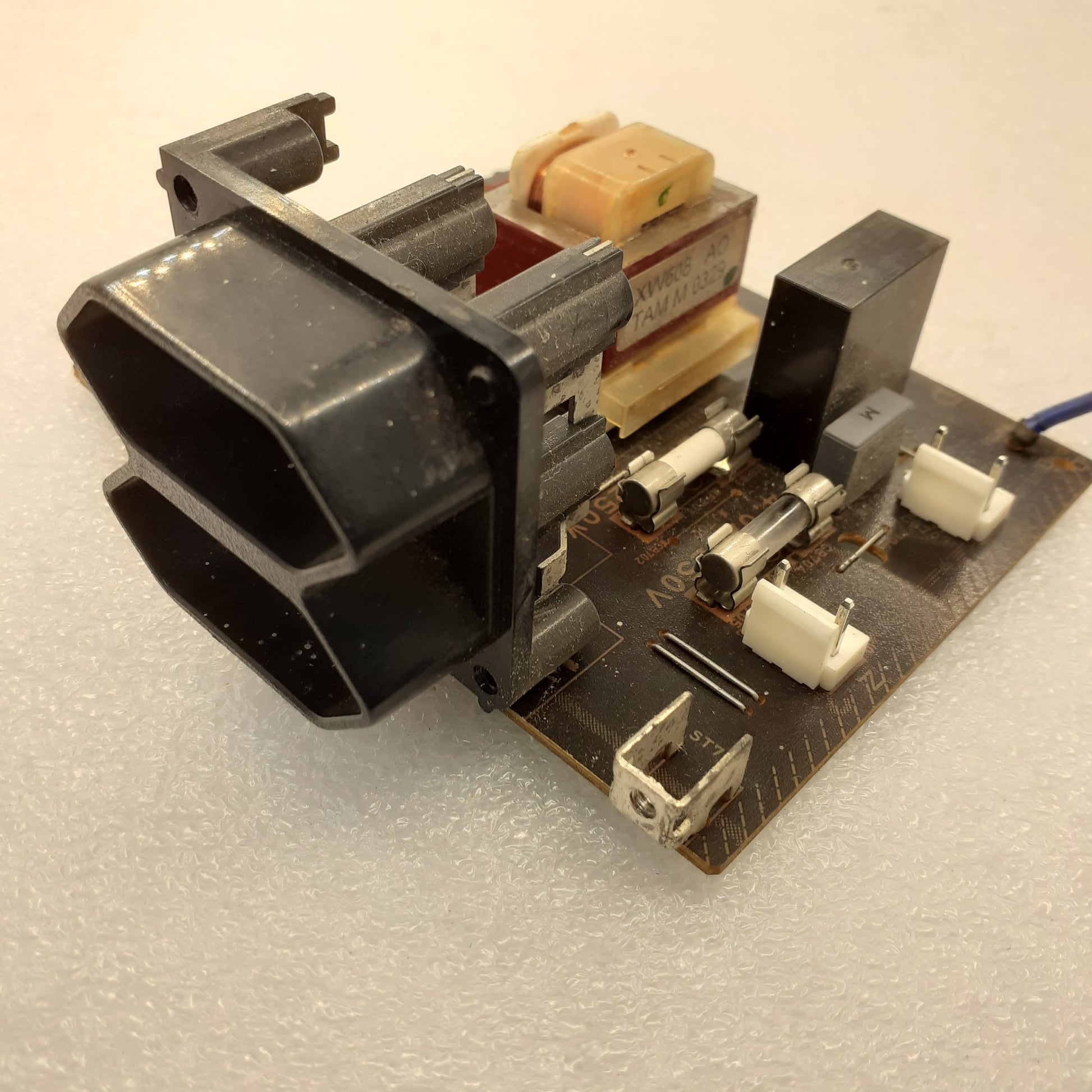 CARTE D'ALIMENTATION X4006-2 GCI1V0 pour ampli YAMAHA RX-V540RDS