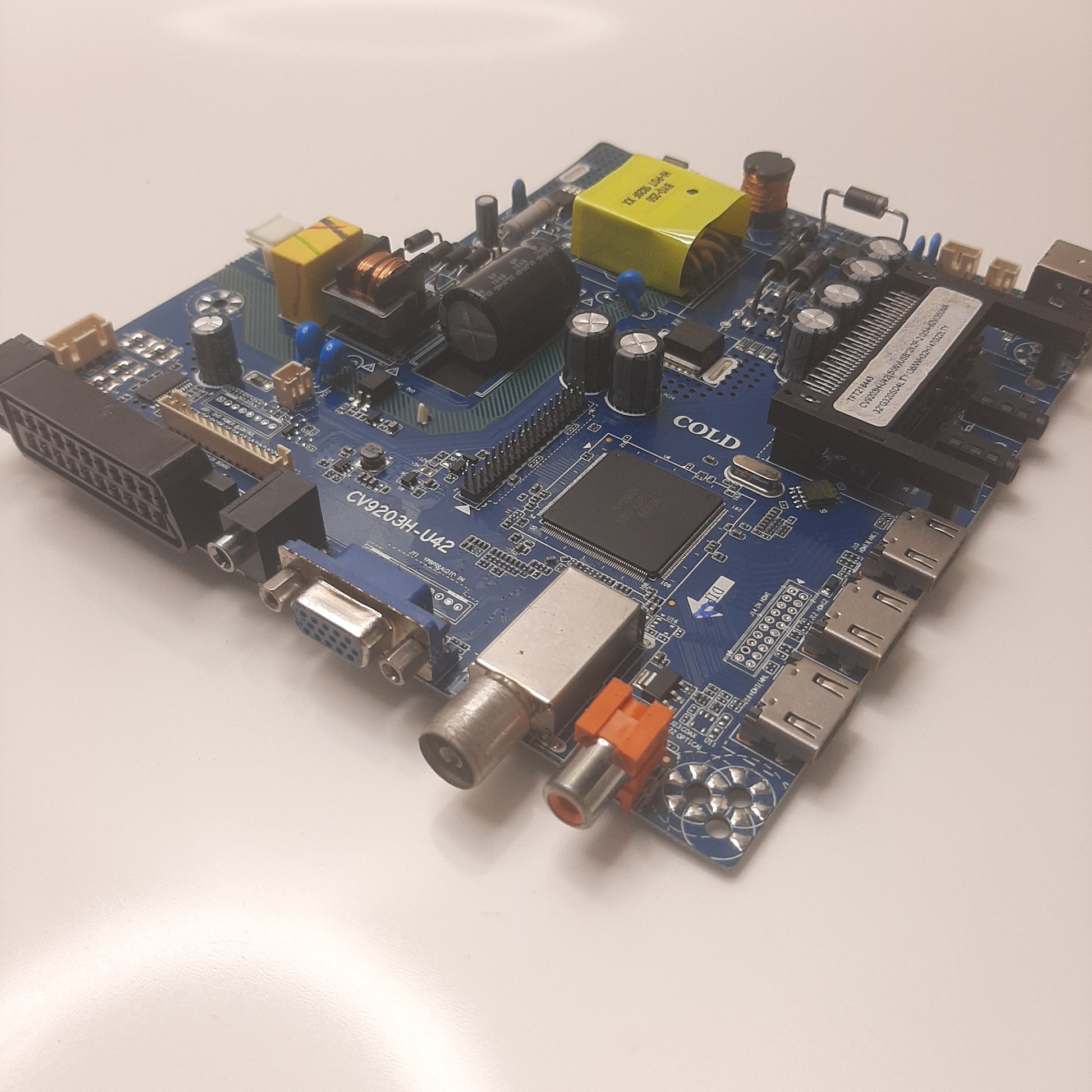 Carte principale combinée BJM1-132082-3T4G pour Télé BRANDT B3232HD