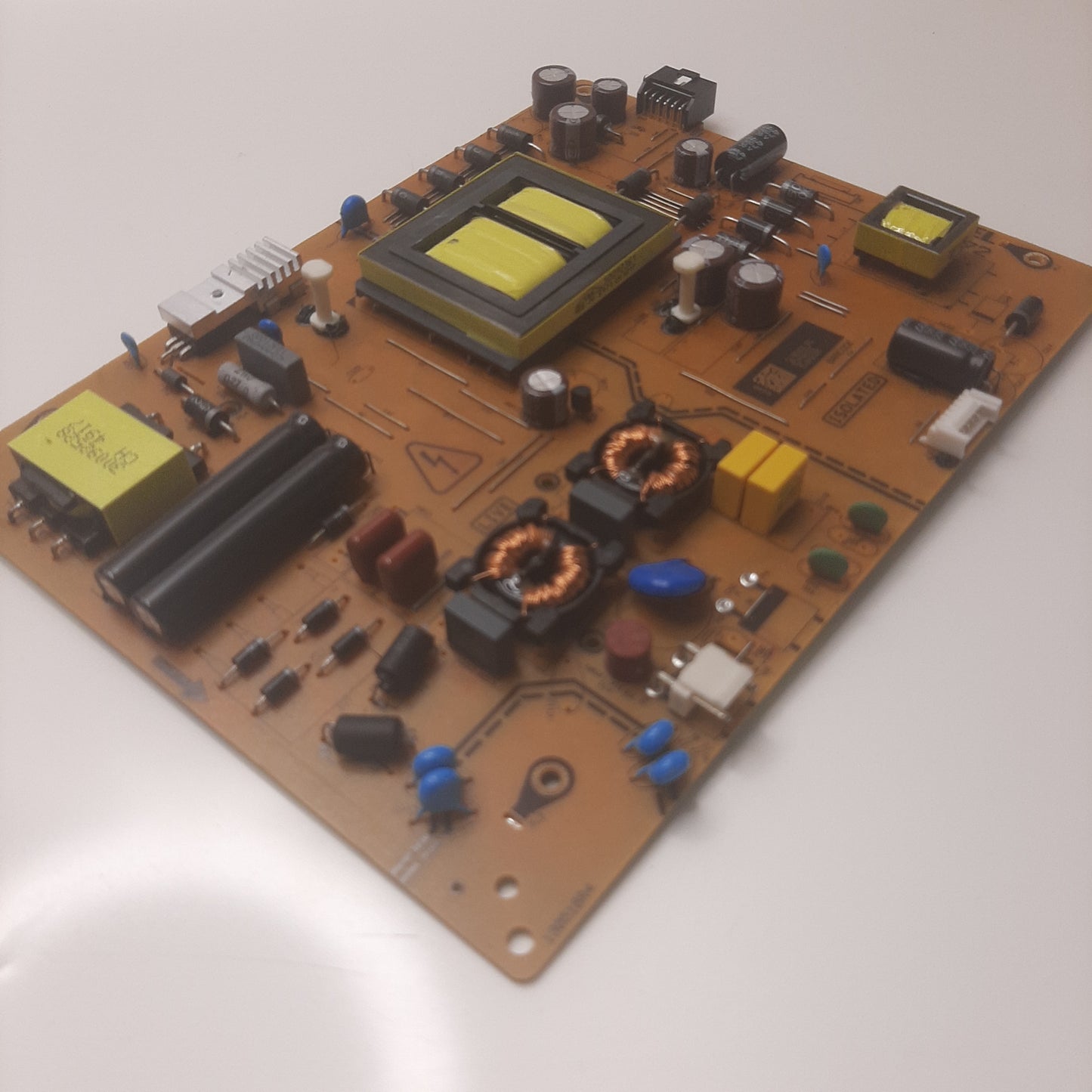 CARTE D'ALIMENTATION VESTEL 23383402 pour Télé HAIER  LDU49V500S