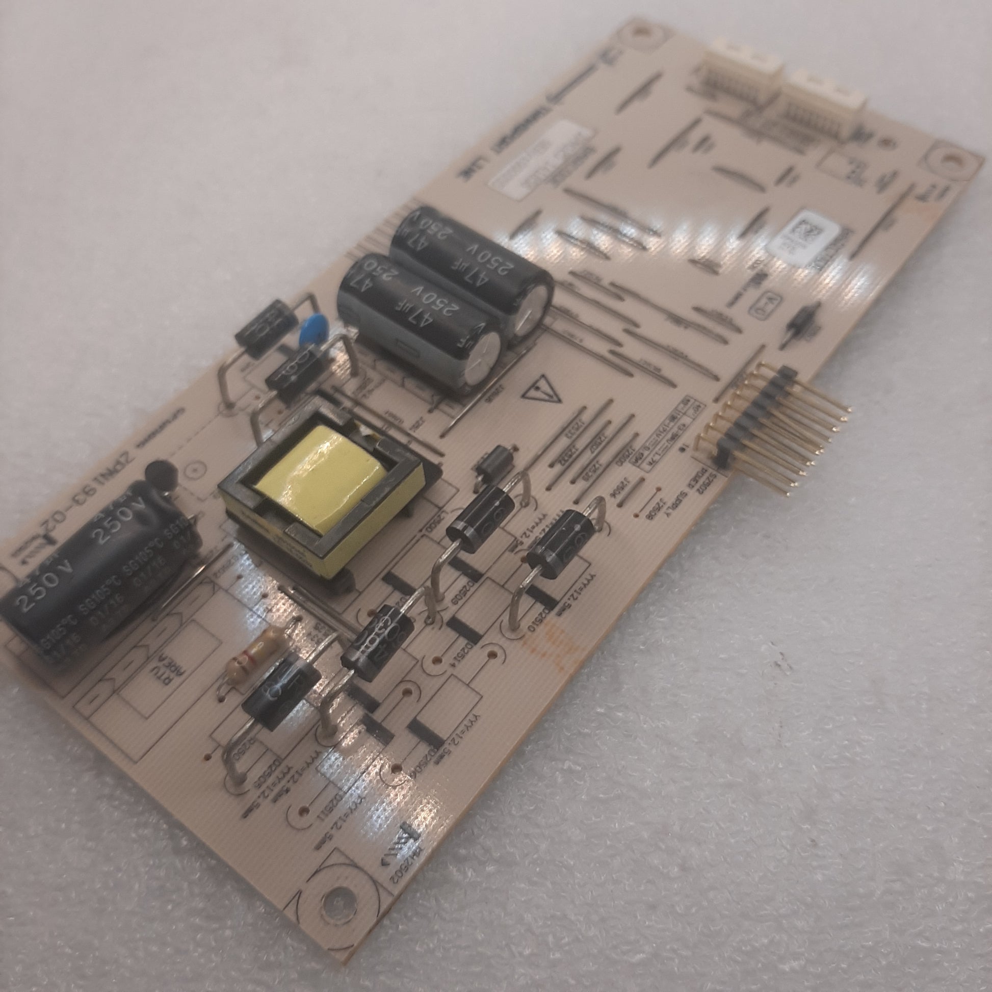 PILOTE LED ZPN125 / ZPN120 pour Télé GRUNDIG 49 VLX 8650