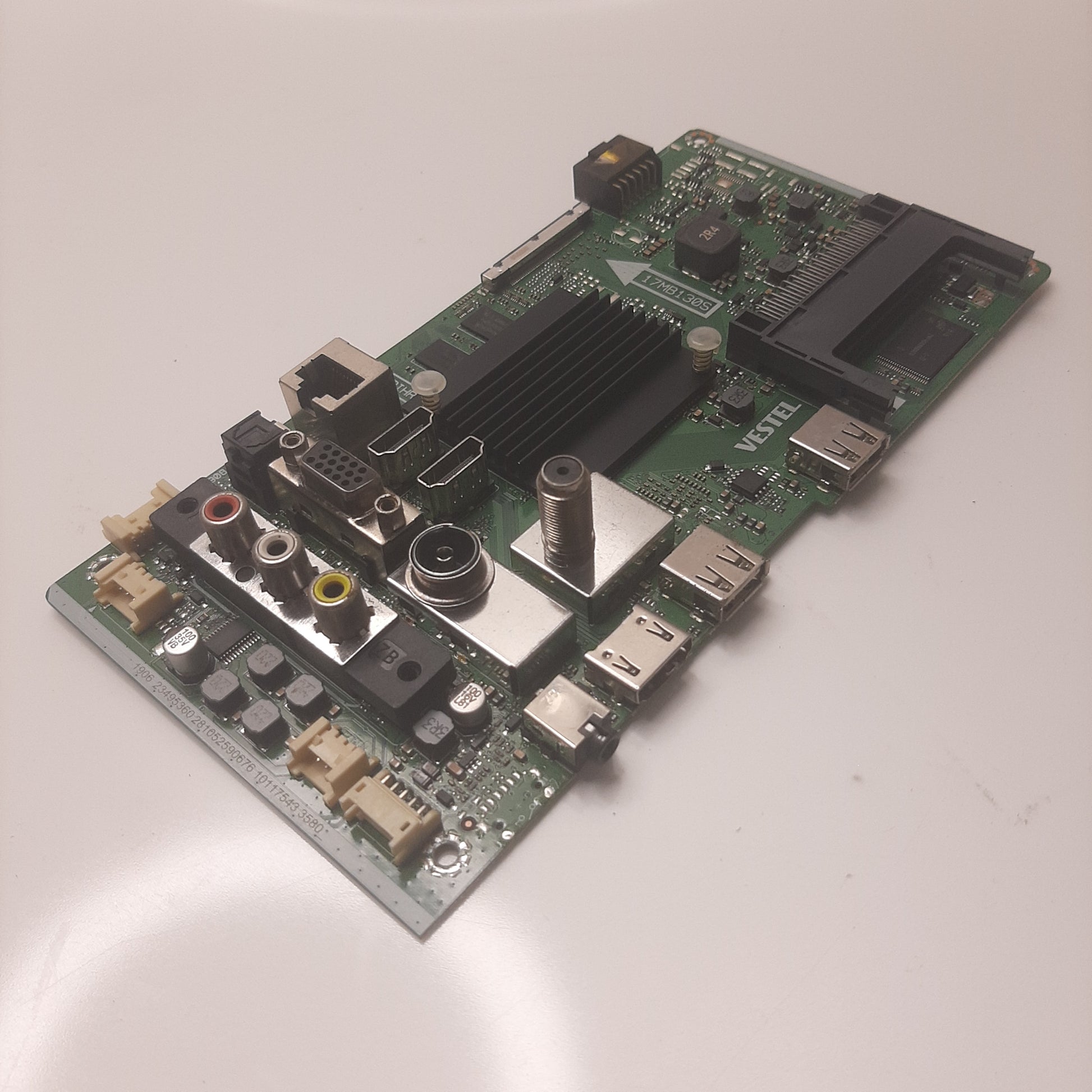 CARTE PRINCIPALE VESTEL 23495360 pour Télé PANASONIC TX-55X550E