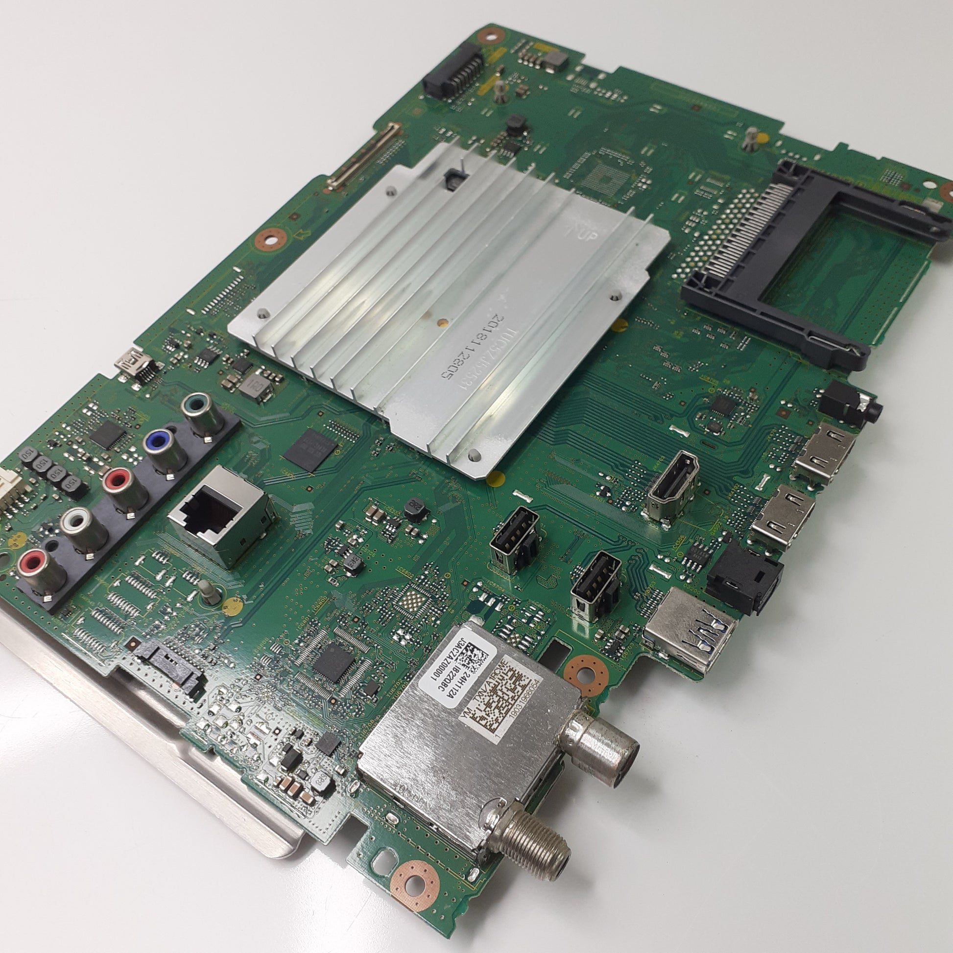 CARTE PRINCIPALE TNPH1197 ? A (programmée pour TCON LG 6870c-0757A) pour Télé PANASONIC  TX-65FX700E