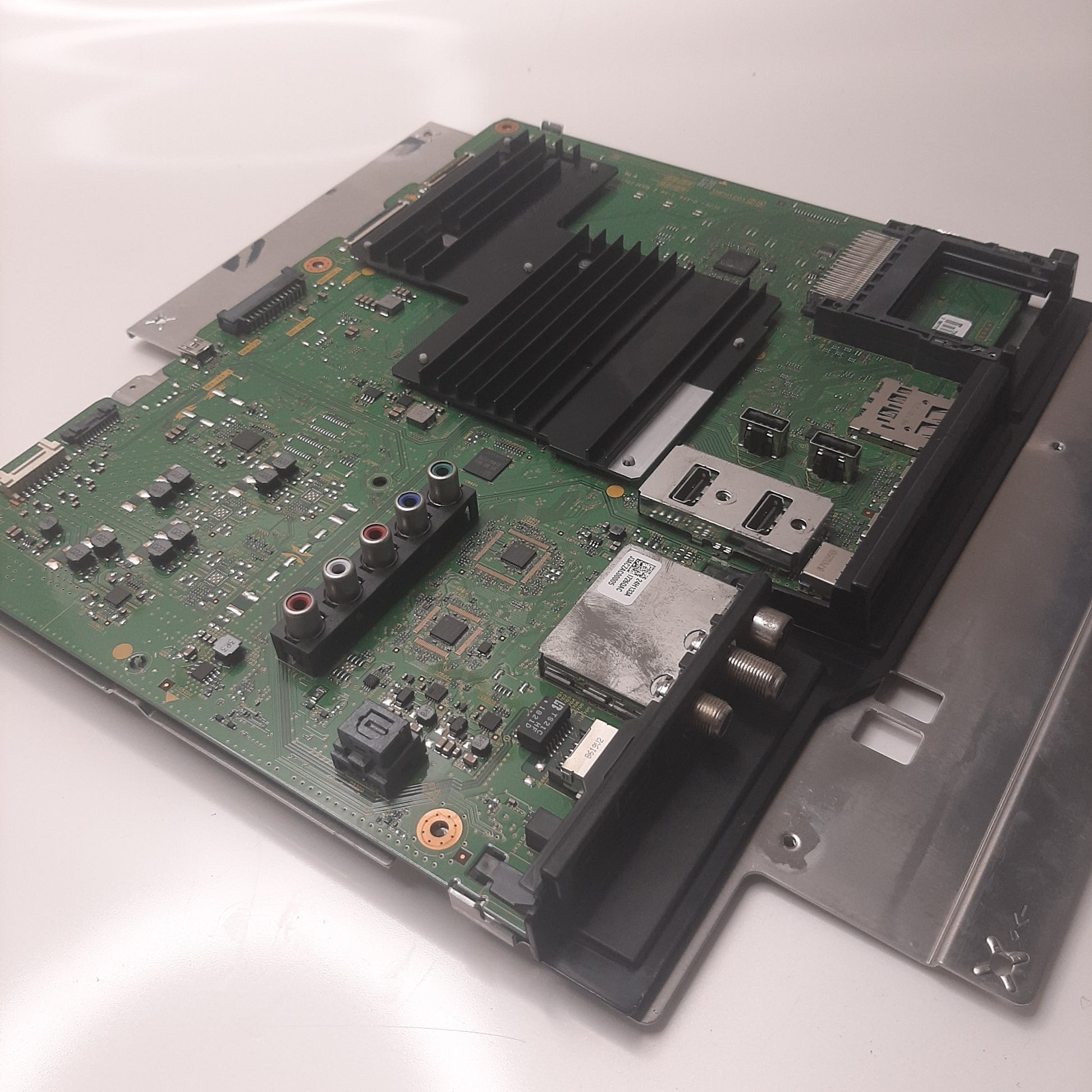 CARTE PRINCIPALE TXN/A1QUWE pour Télé PANASONIC  TX-55FZ800E