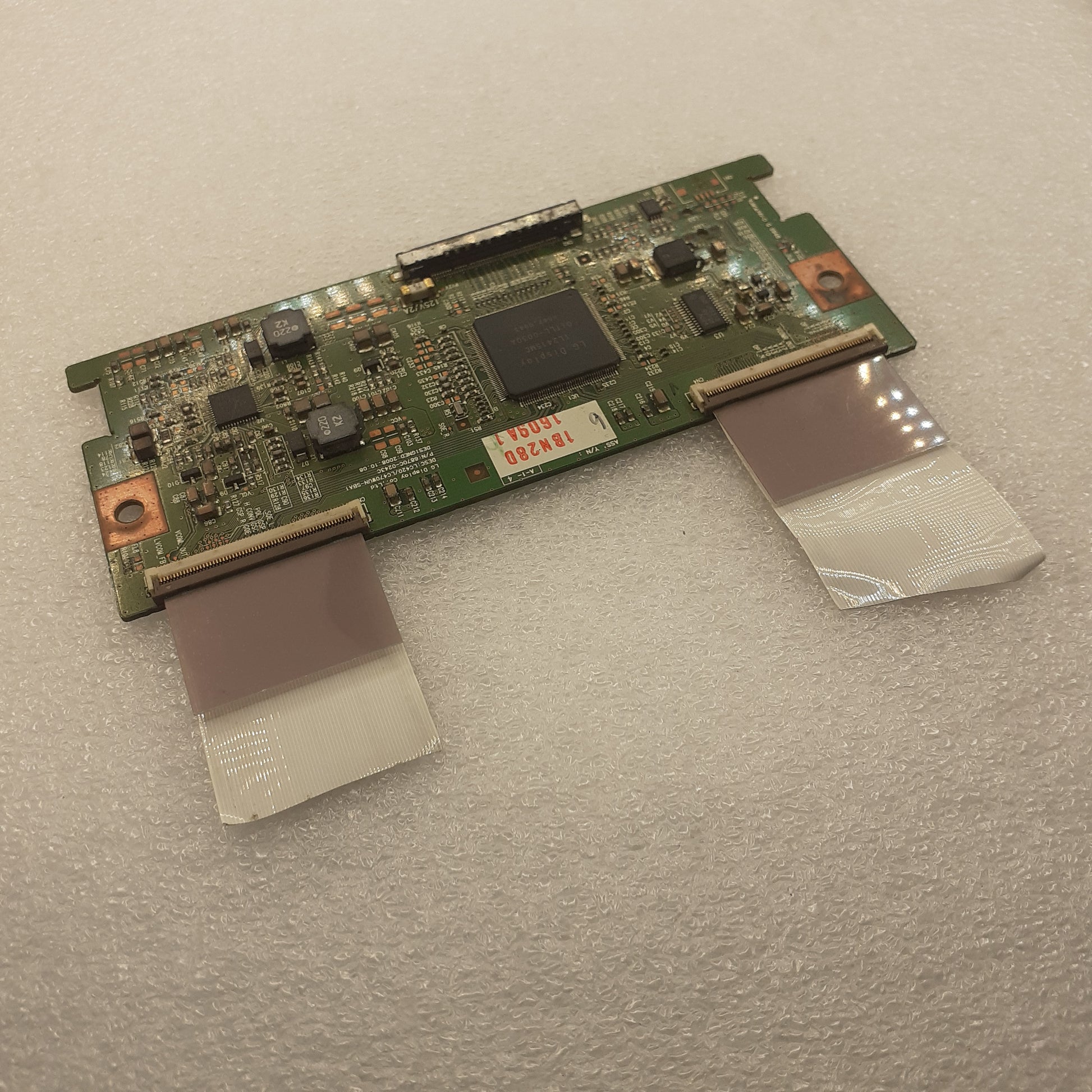 CARTE T-CON LG 6870c-0243c pour Télé TOSHIBA 42AV635D