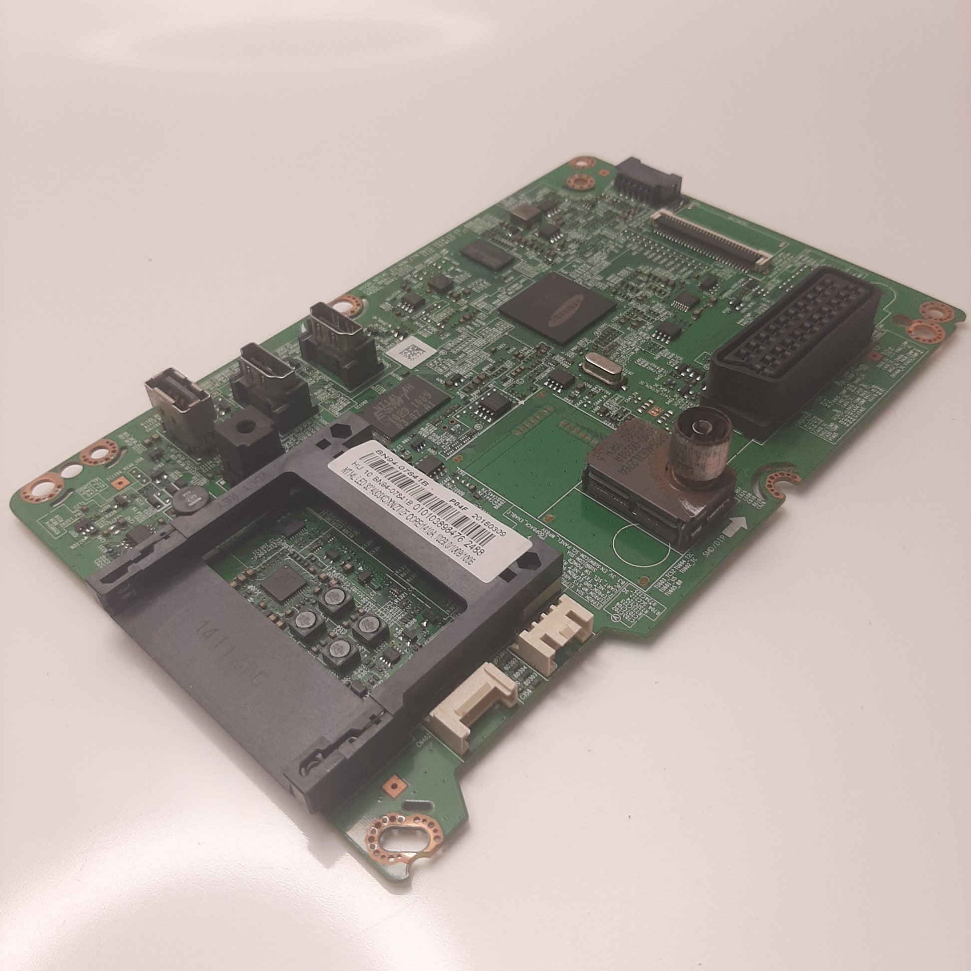 CARTE PRINCIPALE BN94-07841B pour Télé SAMSUNG  UE32EH4003W XZF