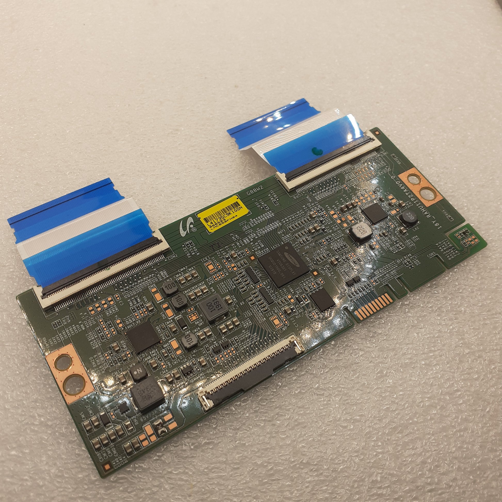 CARTE T-CON LMC650FN04 / 18Y_RAHU11P2TA4V0.0 pour Télé SHARP  65BJ5E