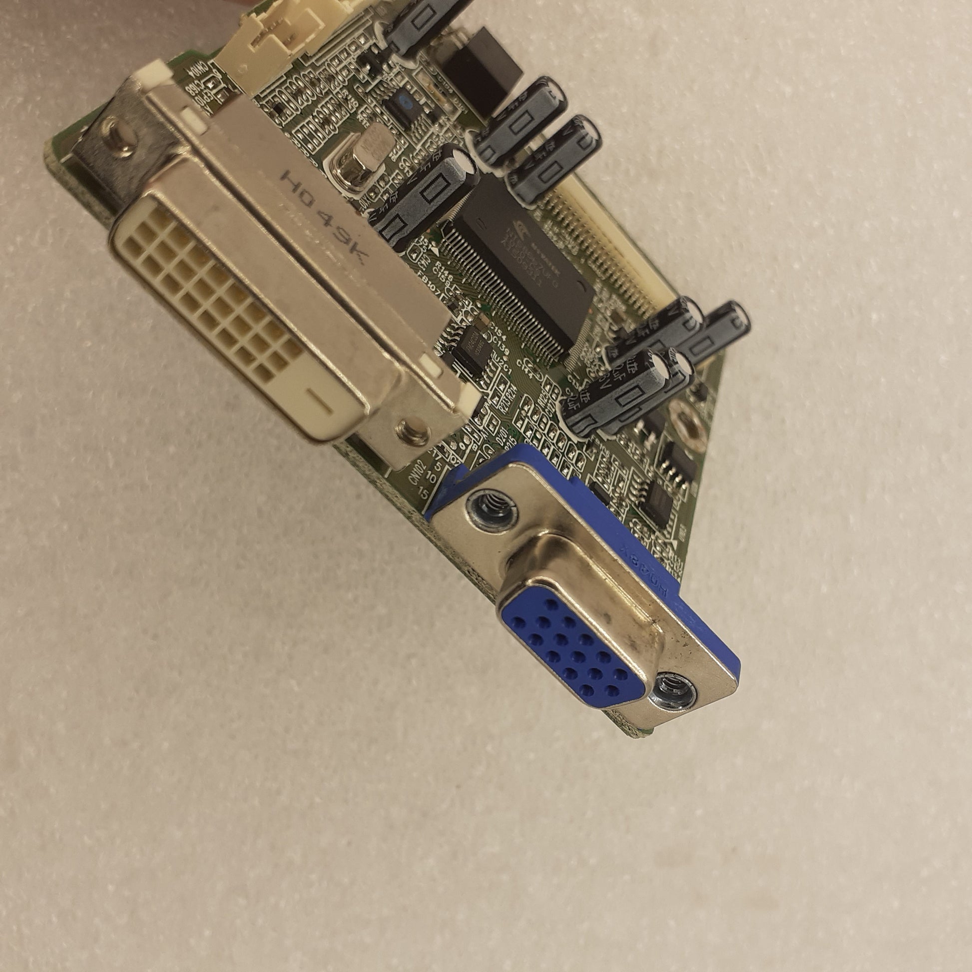 CARTE PRINCIPALE ILIF-140 1 REV:B pour moniteur HP S2331A