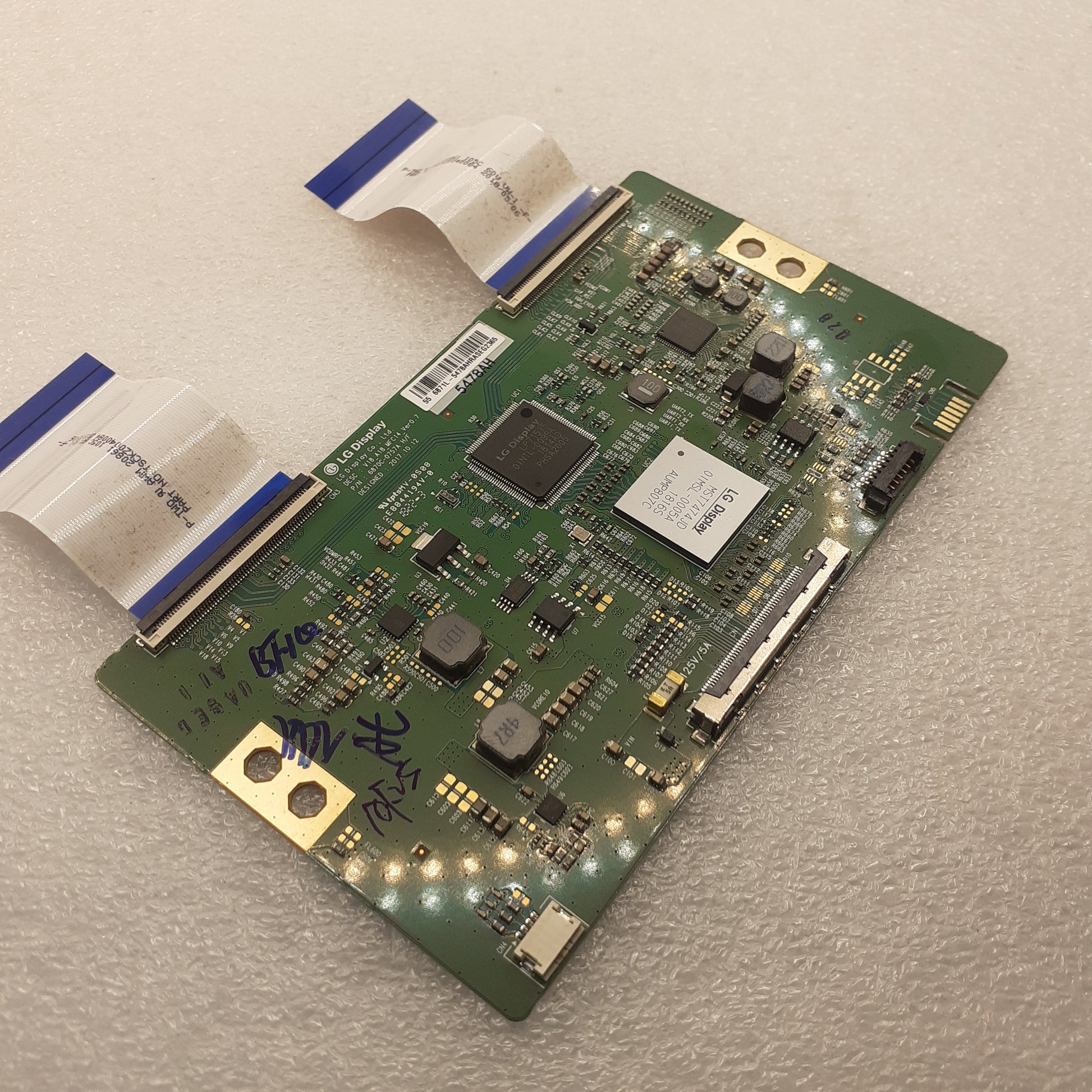 CARTE T-CON LG 6870c-0757A pour Télé PANASONIC  TX-55FX623E