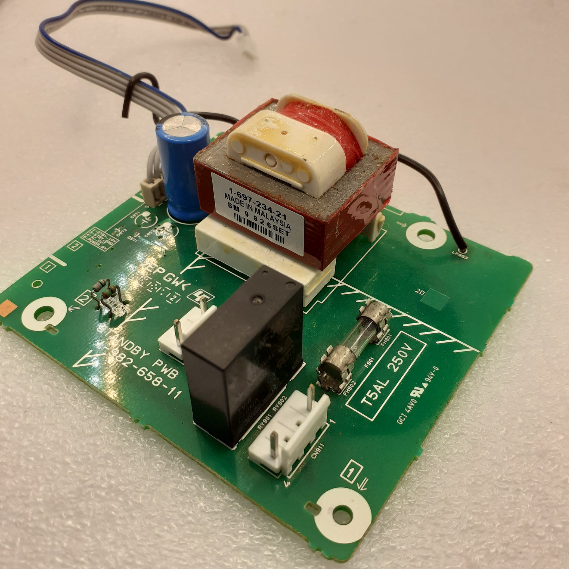 Carte VEILLE (Standby) 1-982-658-11 pour ampli SONY STR-DH590