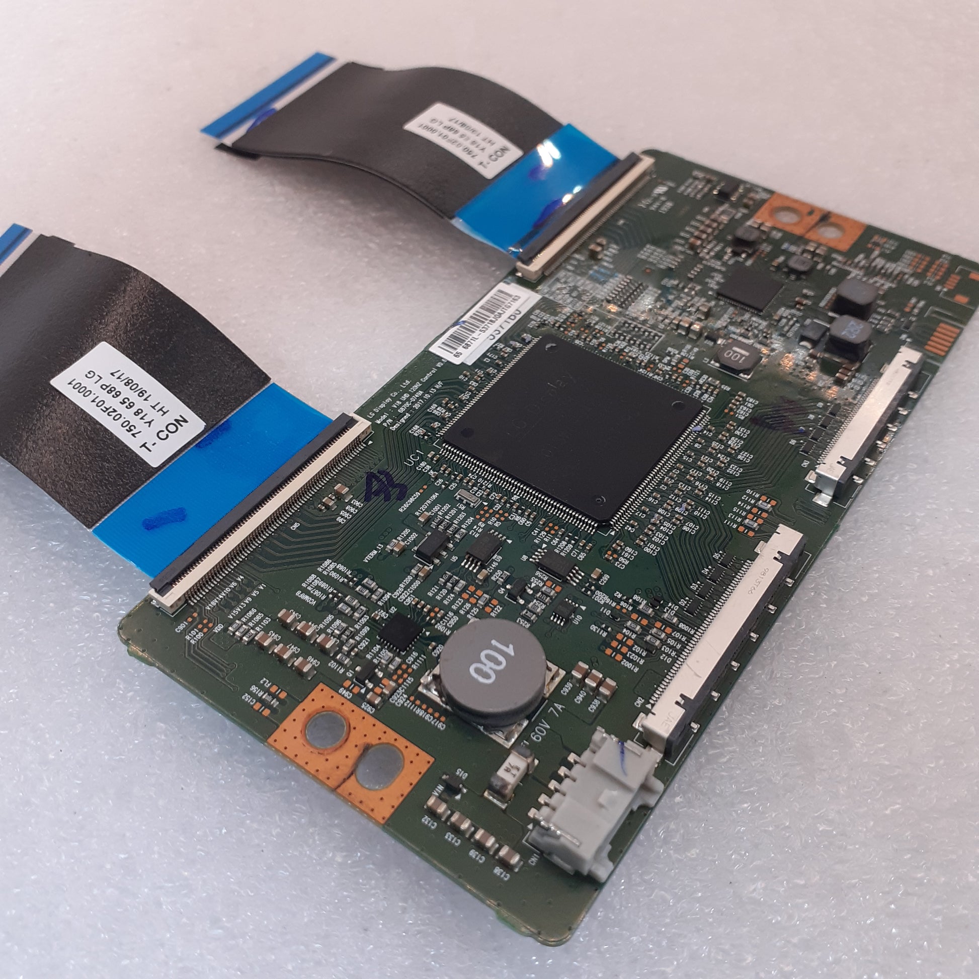 CARTE T-CON LG 6870c-0749A pour Télé SONY  KD-65XG8596