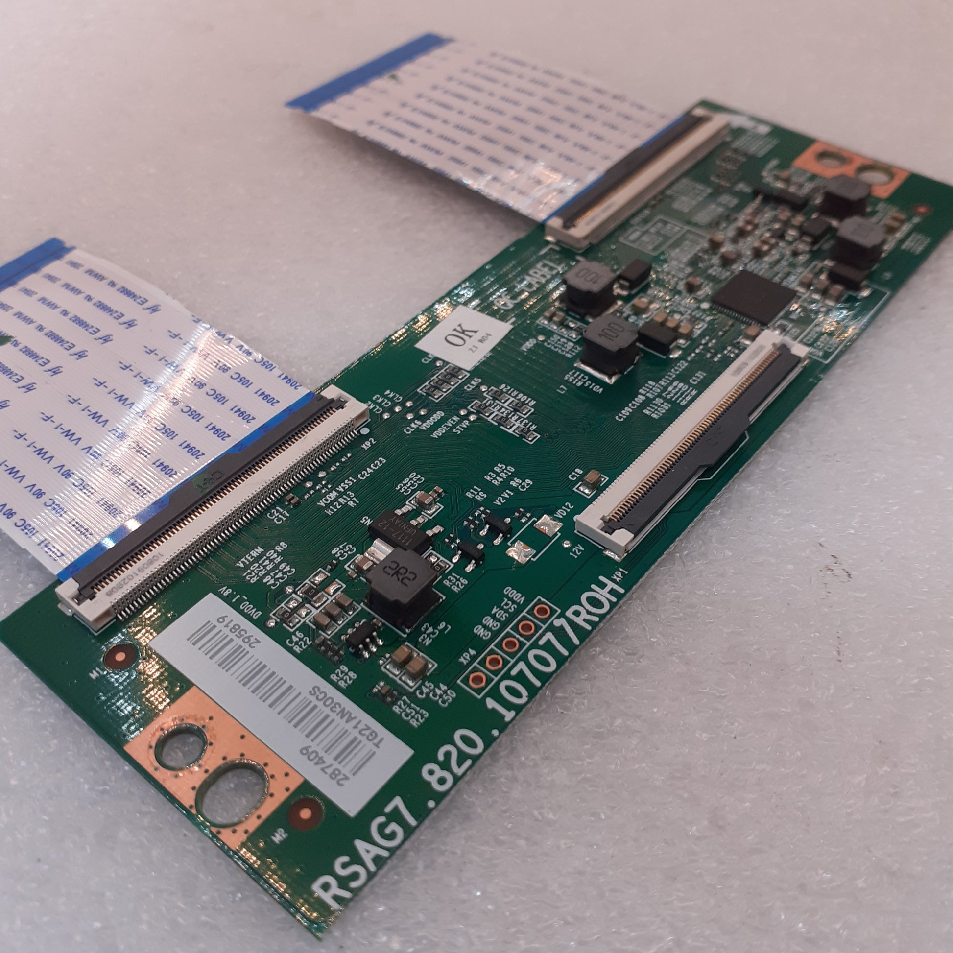 CARTE T-CON TG21AN30CS RSAG7.820.10707/ROH pour Télé HISENSE  75A7GQ
