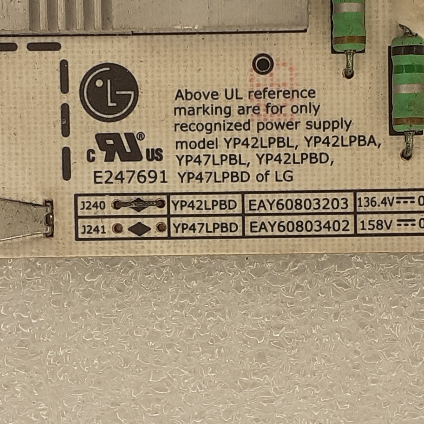 CARTE D'ALIMENTATION EAY60803203 pour Télé LG 42LX6500