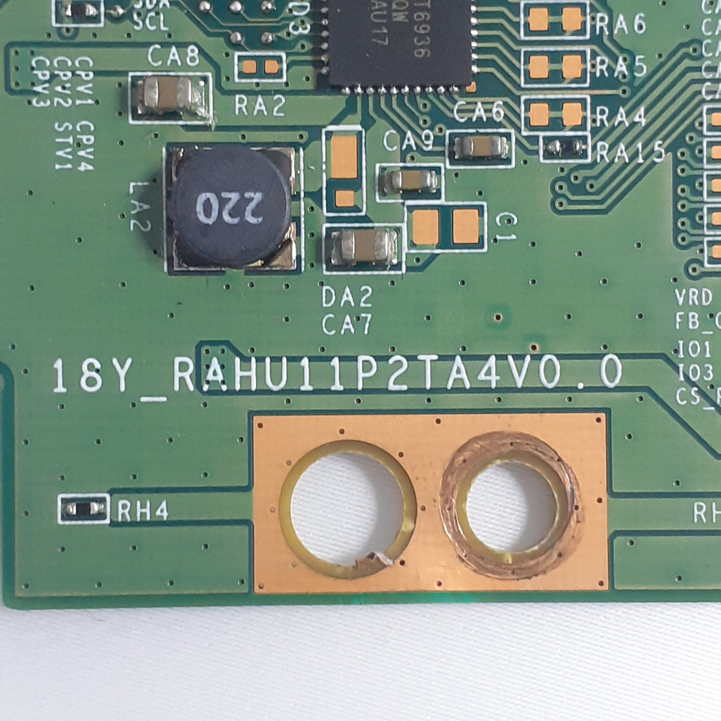 Carte T-CON 18Y_RAHU11P2TA4V0.0 / LMC650FN10 pour Télé TCL 65EP680