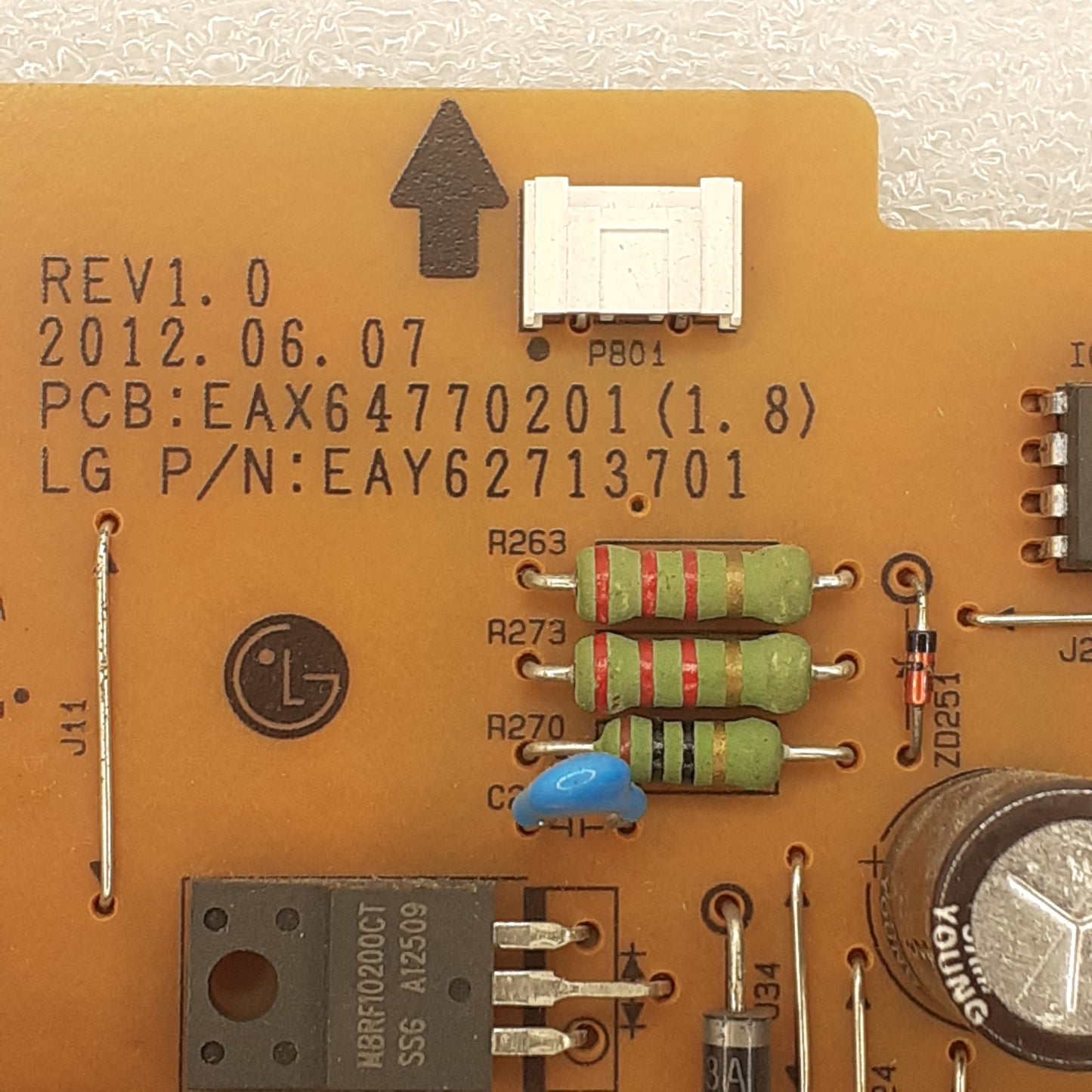 CARTE D'ALIMENTATION EAY62713701 pour Télé LG 42LS3150