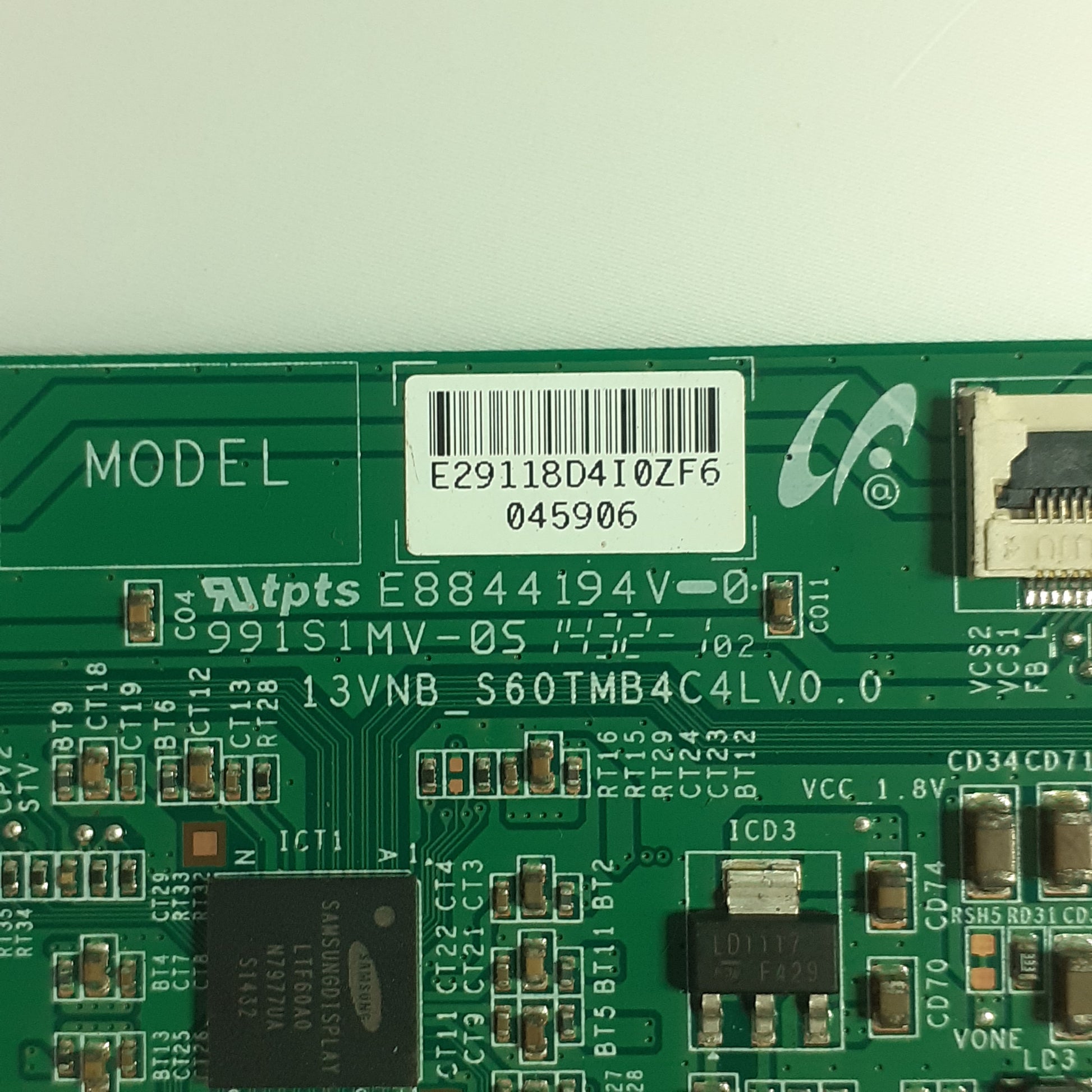 CARTE T-CON 13VNB_S60TMB4C4LV0.0 pour Télé TOSHIBA 48L1433DB