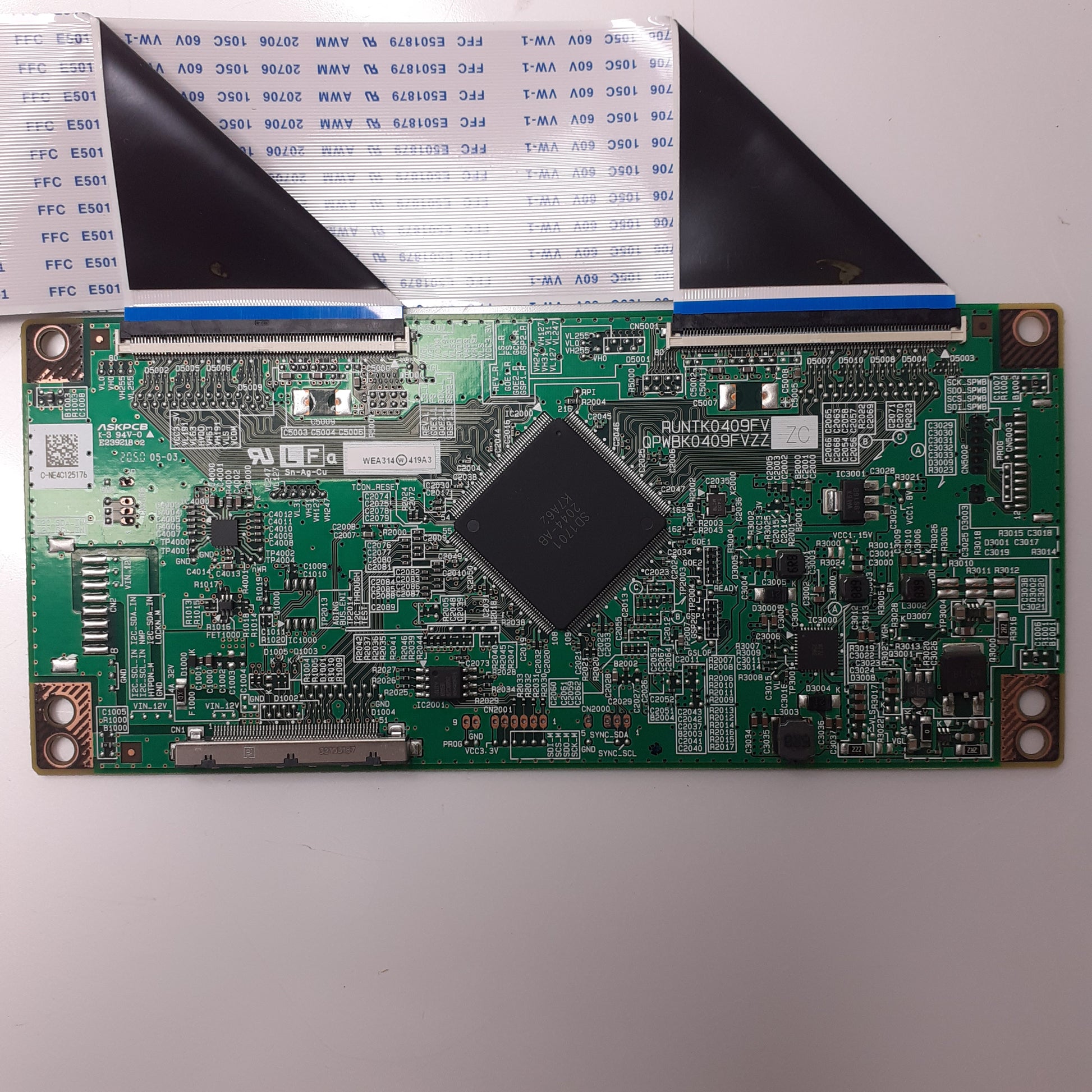CARTE T-CON RUNTK0409FV ZC QPWBK0409FVZZ pour Télé SHARP 40BN3EA