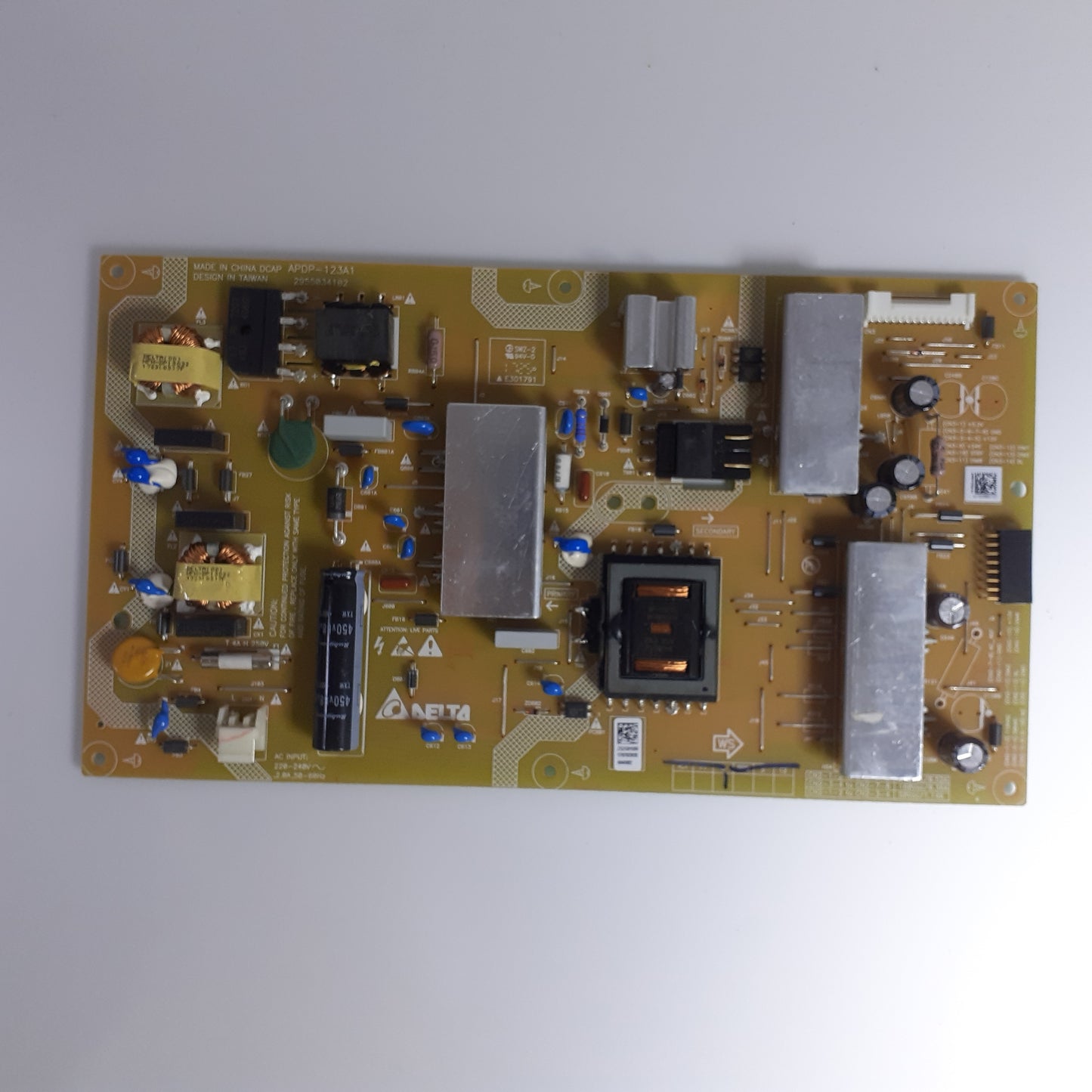 CARTE D'ALIMENTATION ZQS910R pour Télé GRUNDIG 43 VLE 6621