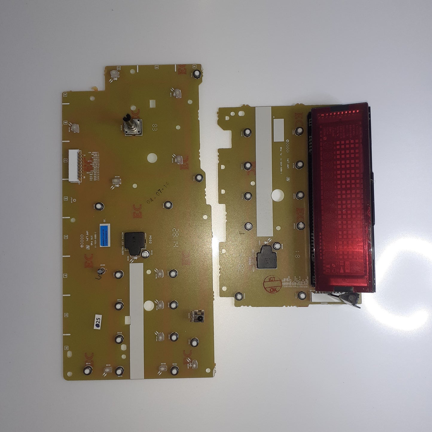 CARTE DE COMMANDE 1-889-454-11 (avec écran) pour ampli SONY HCD-SHAKE33