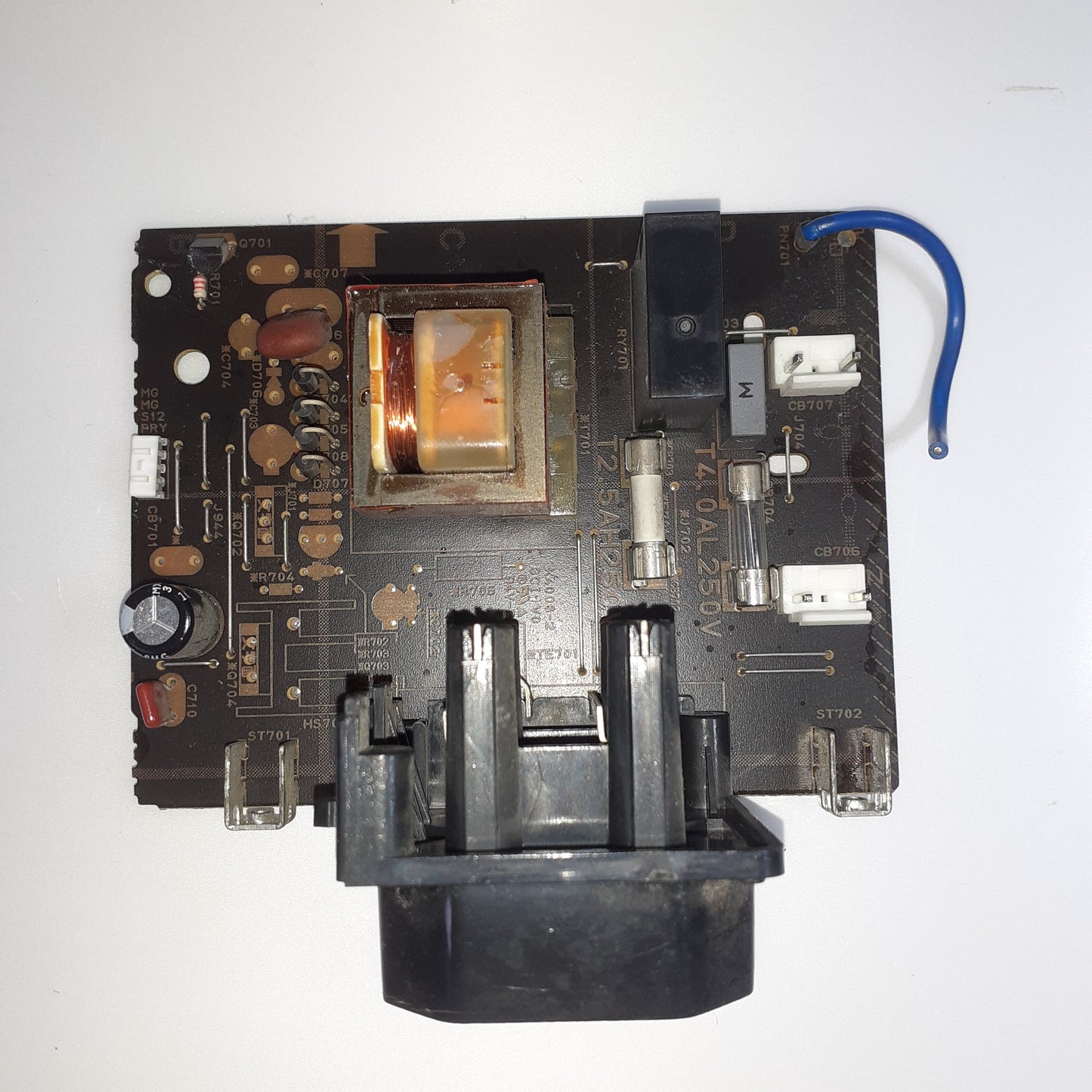 CARTE D'ALIMENTATION X4006-2 / T4.0AL250V pour ampli YAMAHA RX-V440RDS