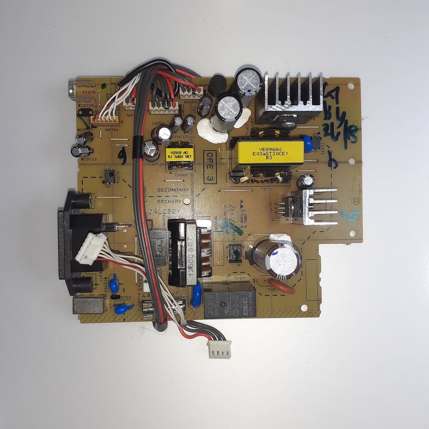 CARTE D'ALIMENTATION  pour ampli YAMAHA RX-A850