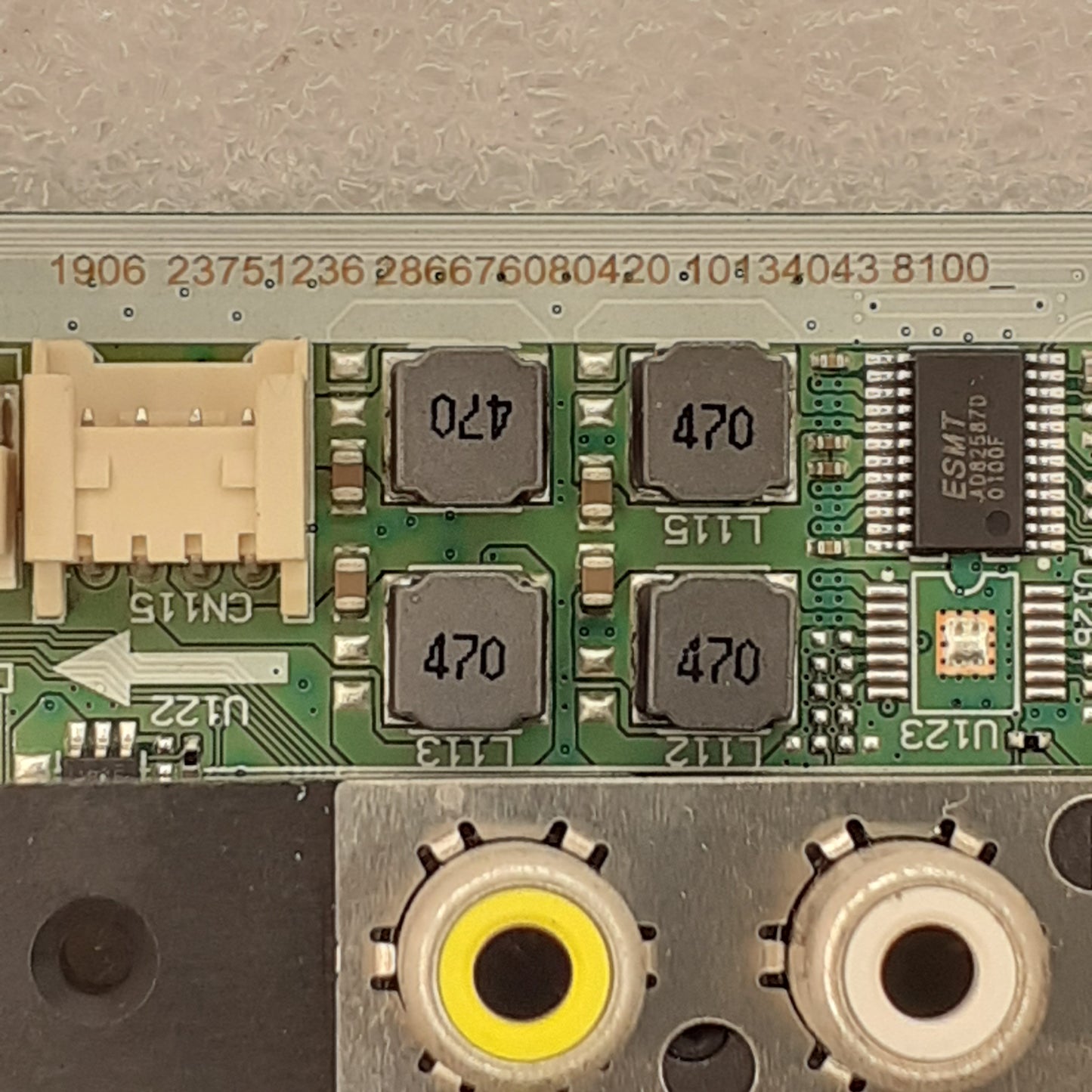 CARTE PRINCIPALE VESTEL 23751236 pour Télé HITACHI 32F52HE2150