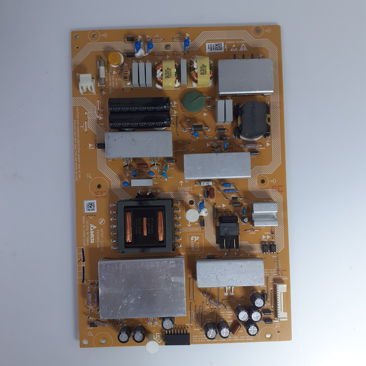 CARTE D'ALIMENTATION ZYR910R pour Télé GRUNDIG 65 VLX 6100