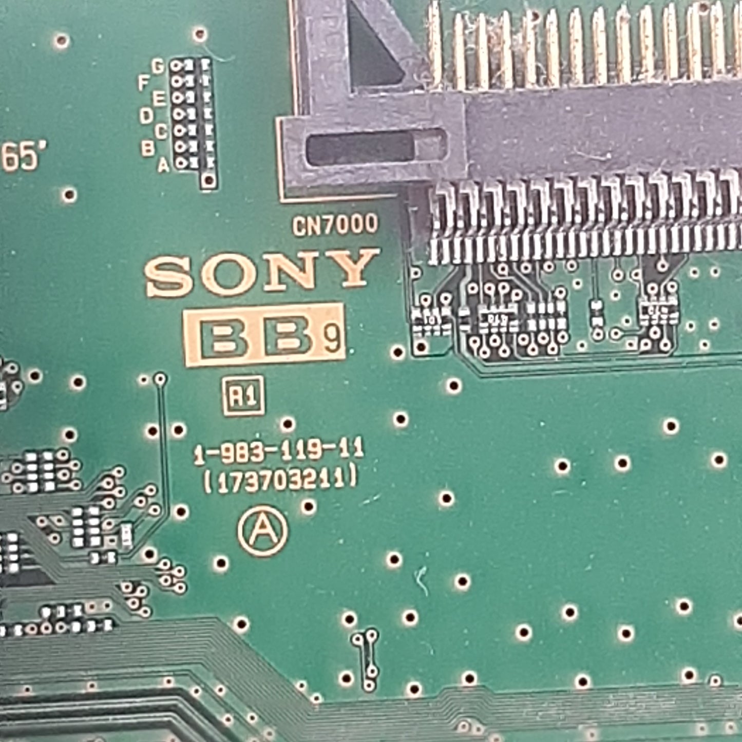 CARTE PRINCIPALE 1-983-119-11 (17303211) pour Télé SONY  KD-65XF7096