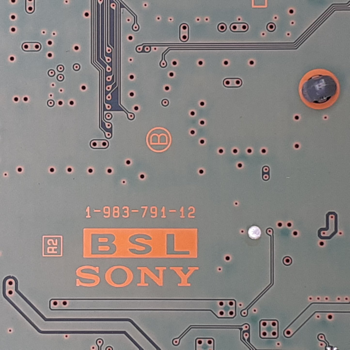 CARTE PRINCIPALE 1-983-791-12 (programmée pour TCON LG 6870c-0749A) pour Télé SONY  KD-65XG8596