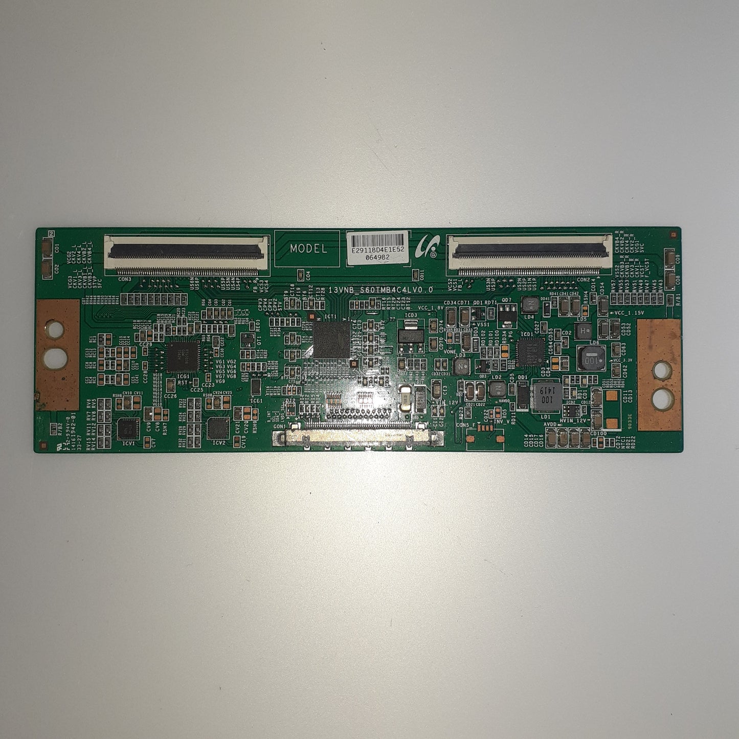 CARTE T-CON 13VNB_S60TMB4C4LV0.0 pour Télé GRUNDIG 48 VLE 5421