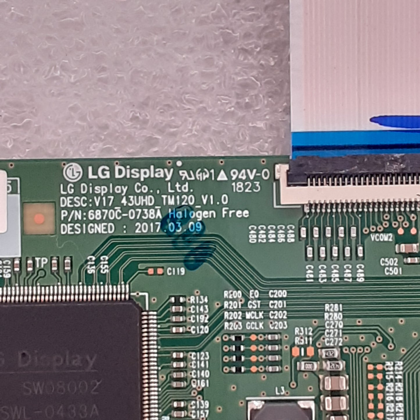 CARTE T-CON LG 6870c-0738A pour Télé STRONG SRT 55UA6203