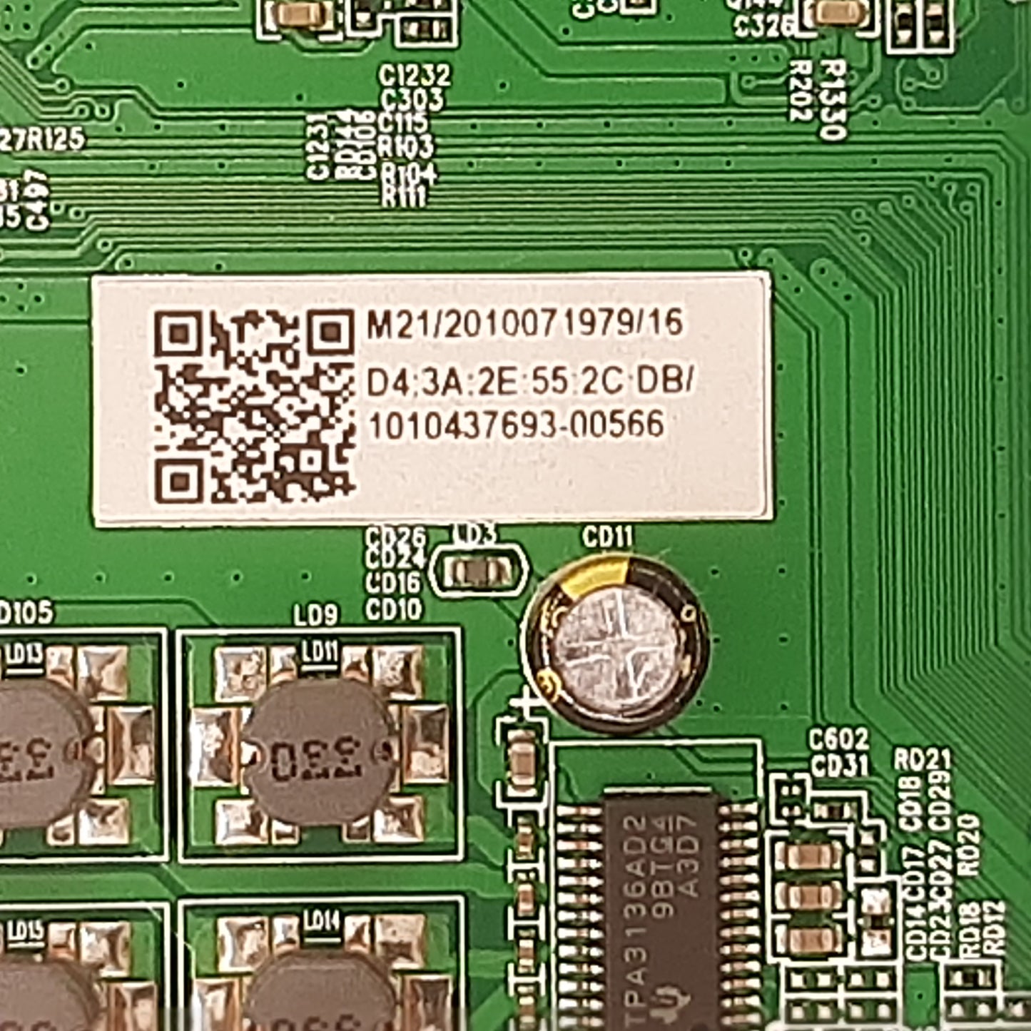 CARTE PRINCIPALE HUYNDAI HY-TVS42FHD-001 pour Télé  HYUNDAI HY-TVS42FHD-001